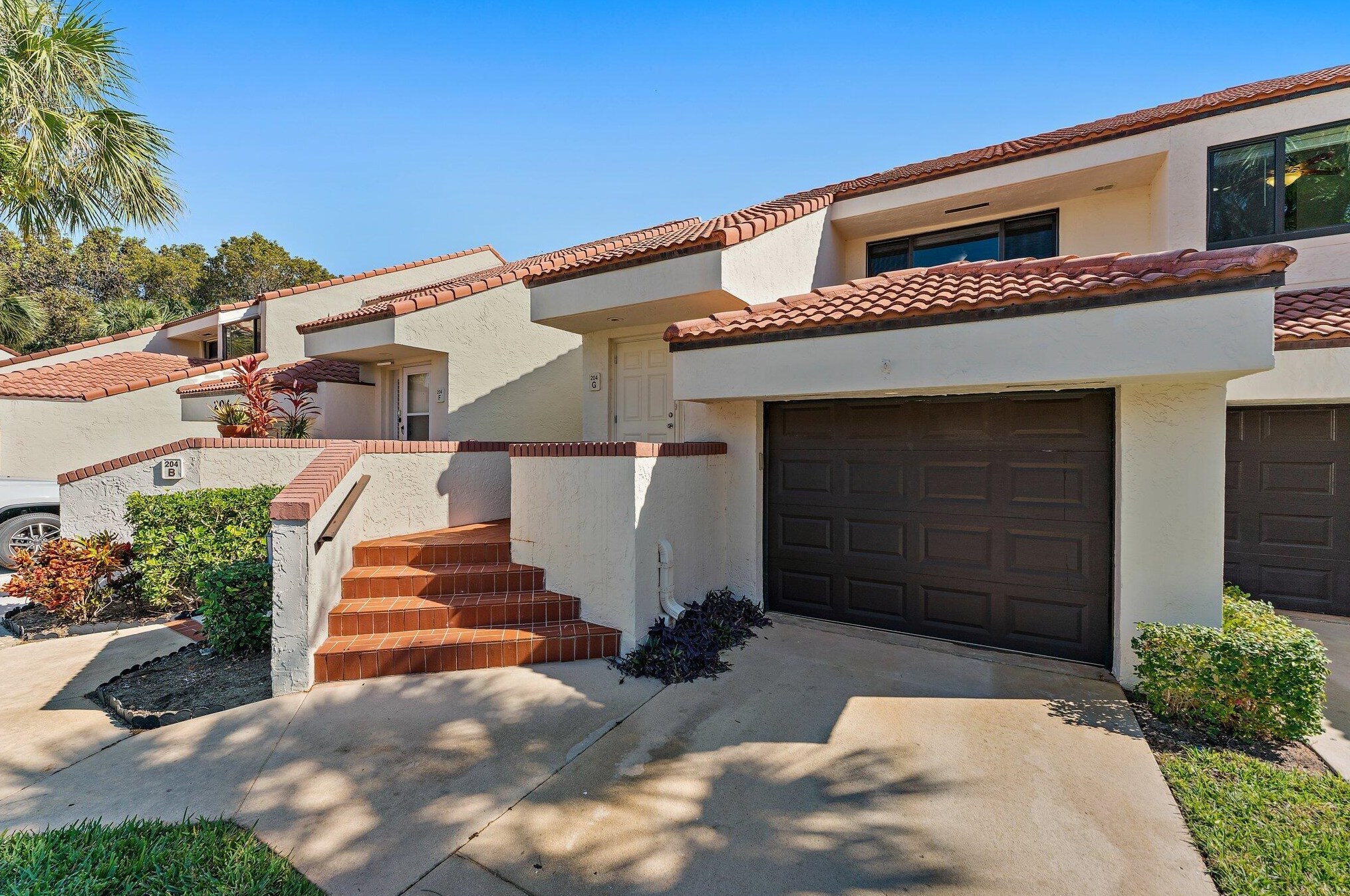 204 Sea Oats Dr Apt G, West Palm Beach, FL