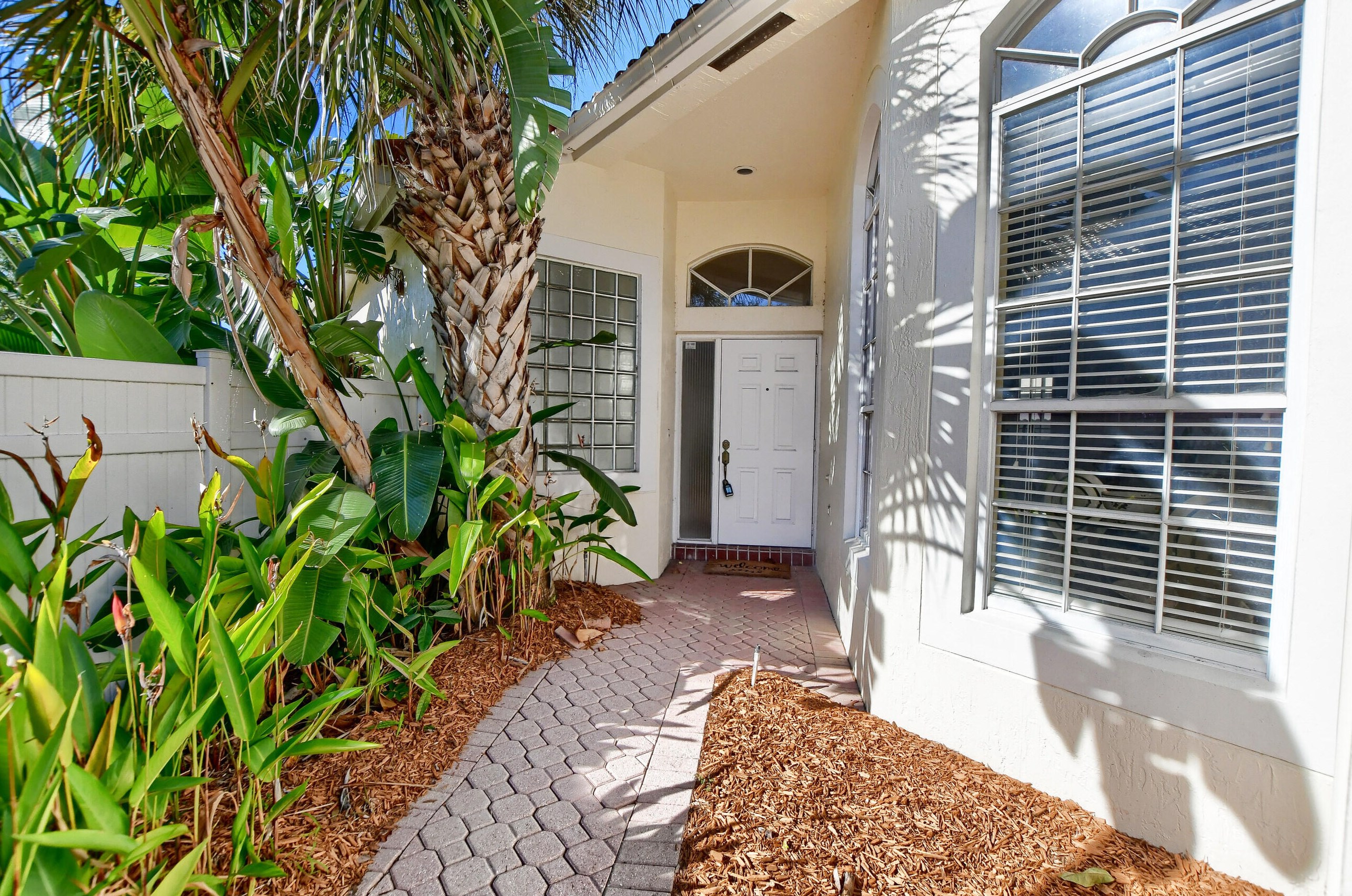6480 Colomera Dr, Boca Raton, FL 33433-8241