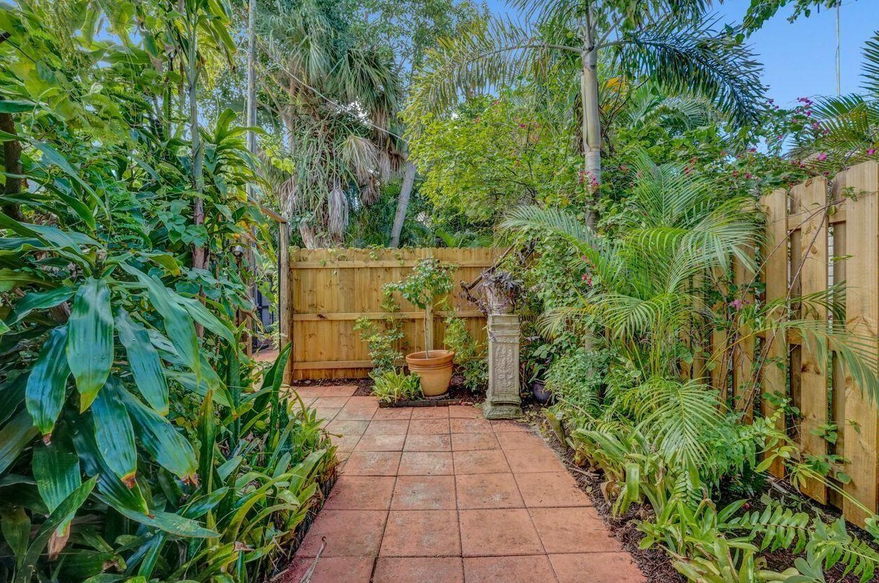 312 Buckingham Rd #2, West Palm Beach, FL 33405