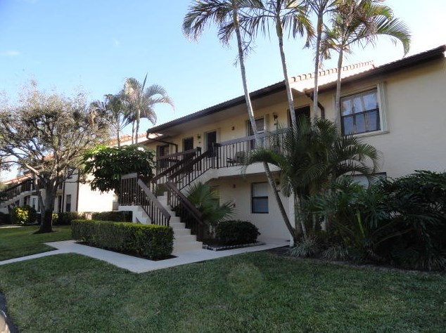 4598 Lucerne Lakes Blvd E #202, Lake Worth, FL 33467