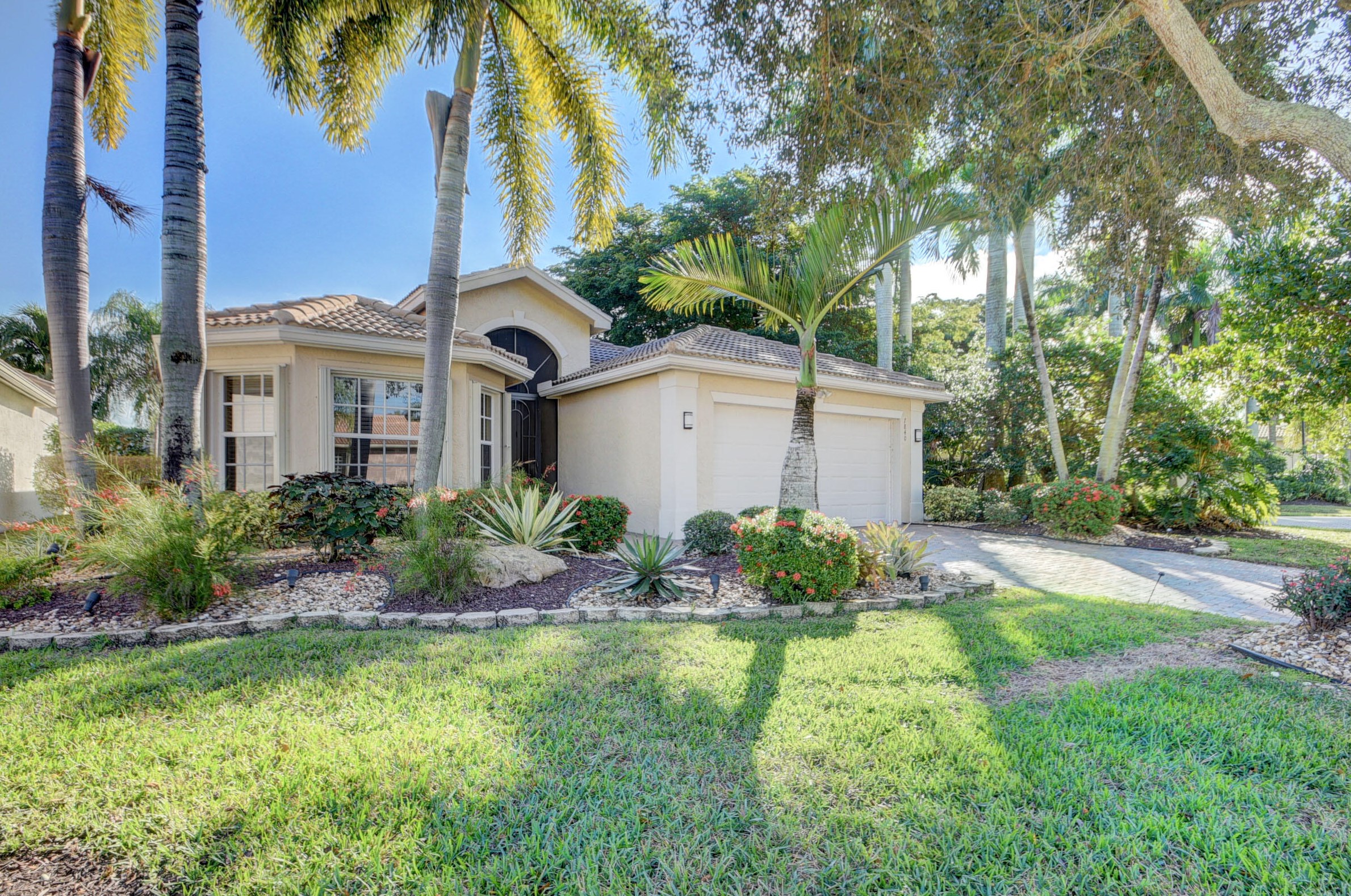 7840 Royal Lace Ter, Lake Worth, FL 33467-7076
