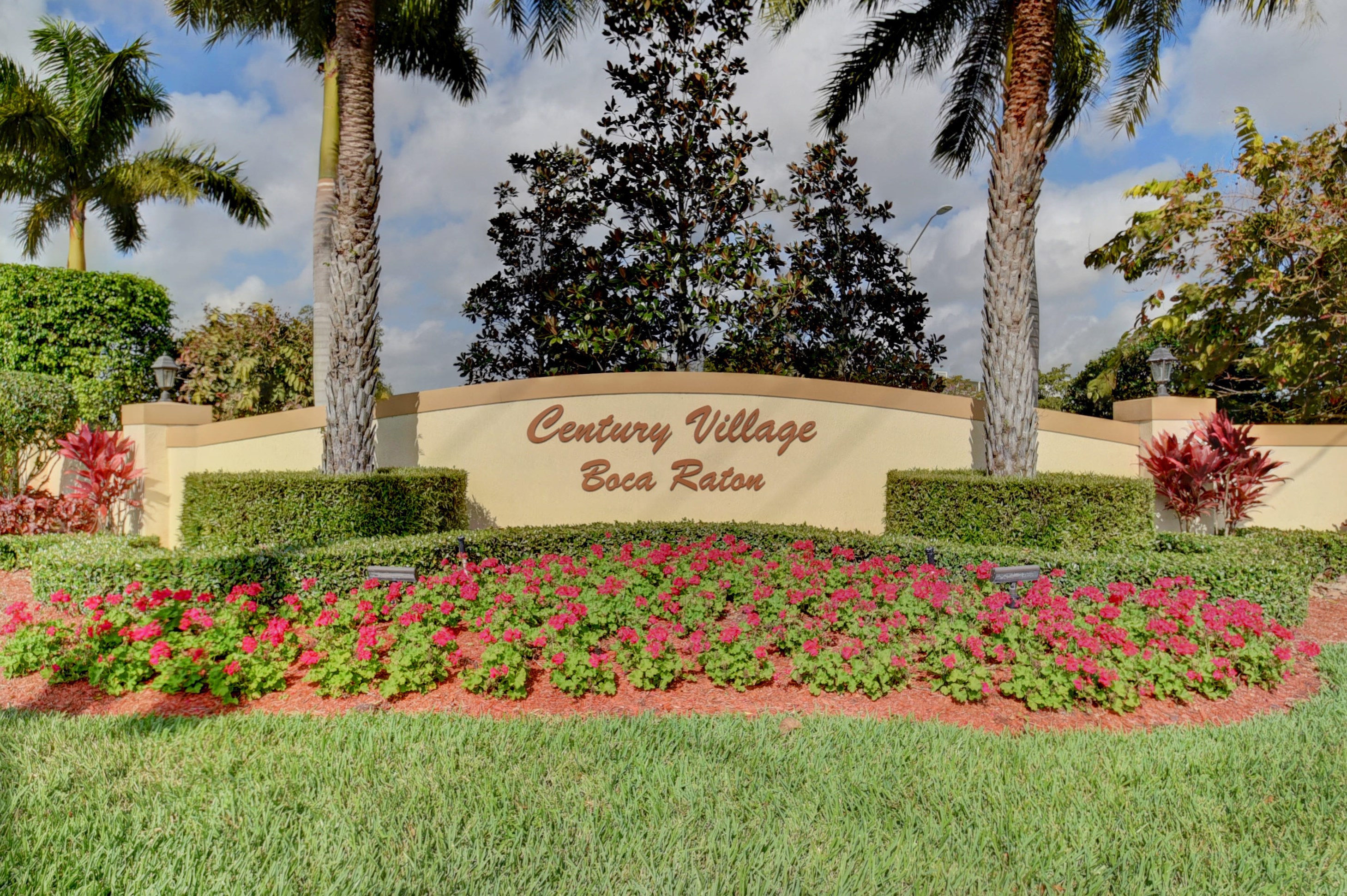 551 Fanshaw, Boca Raton FL 33434-3067 exterior