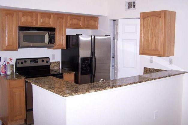221 Sw Palm Dr Apt 208, Fort Pierce, FL 34986