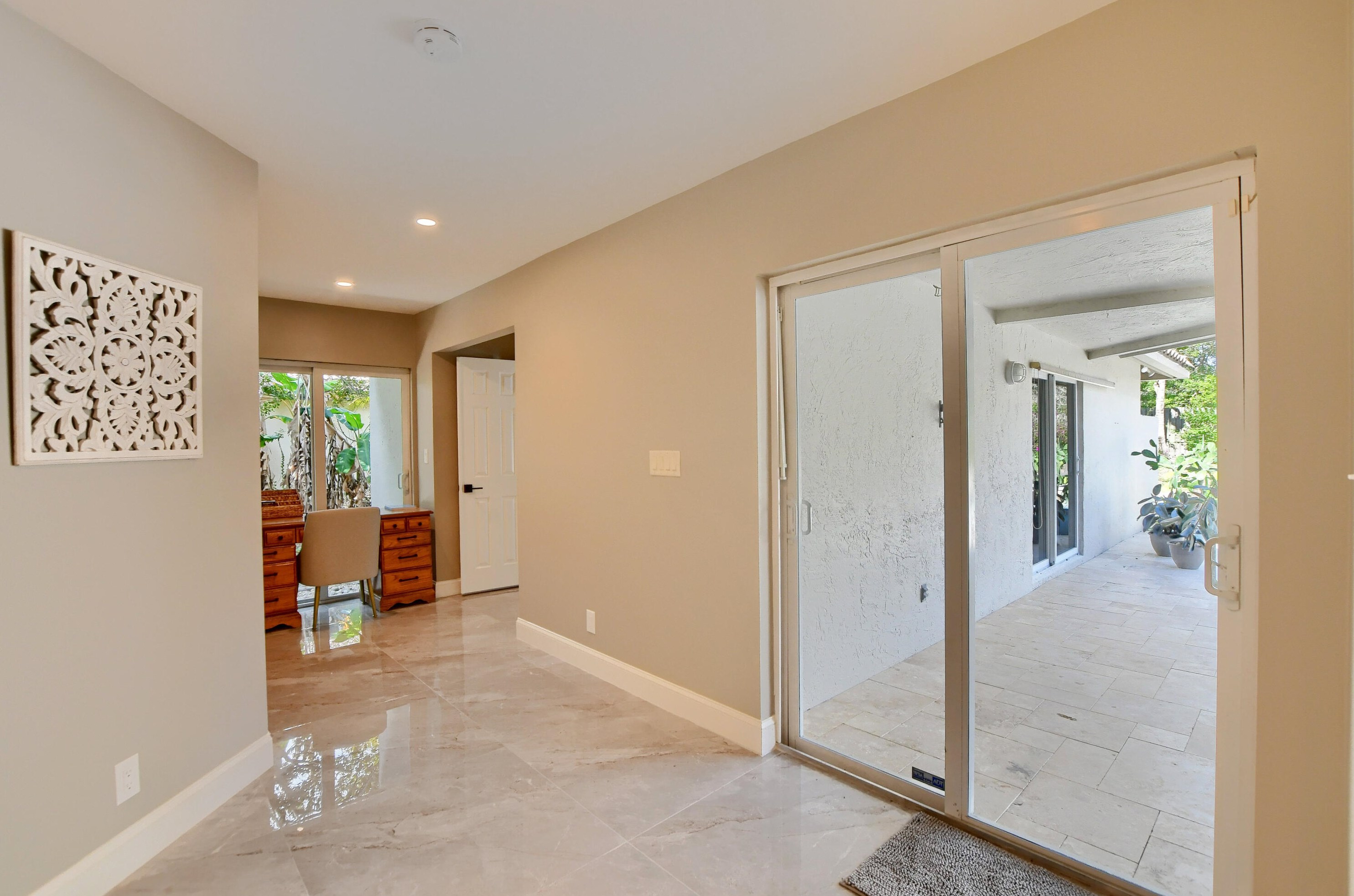 1285 Royal Palm Rd, Boca Raton FL  33486-4415 exterior