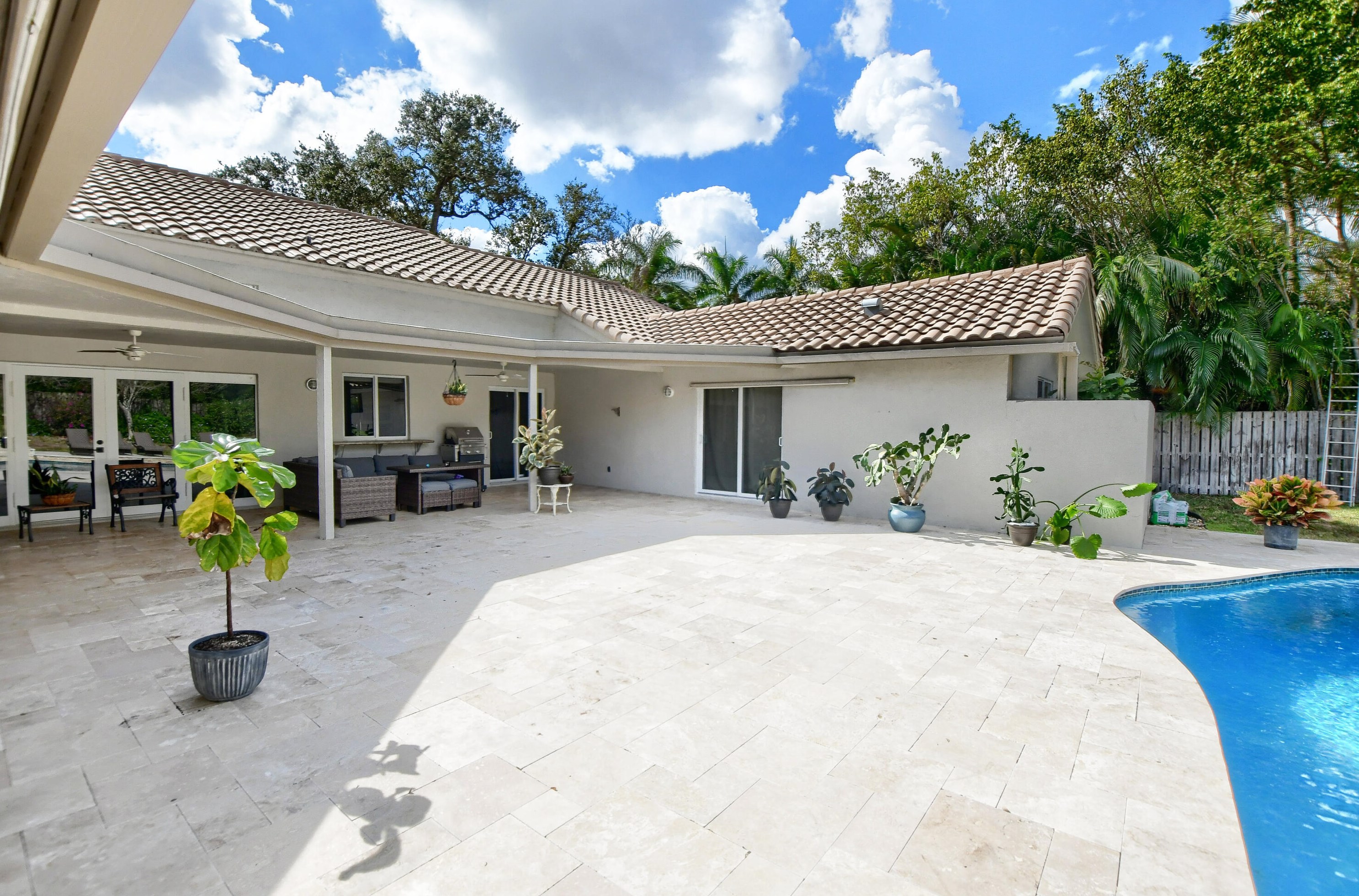 1285 Royal Palm Rd, Boca Raton FL  33486-4415 exterior