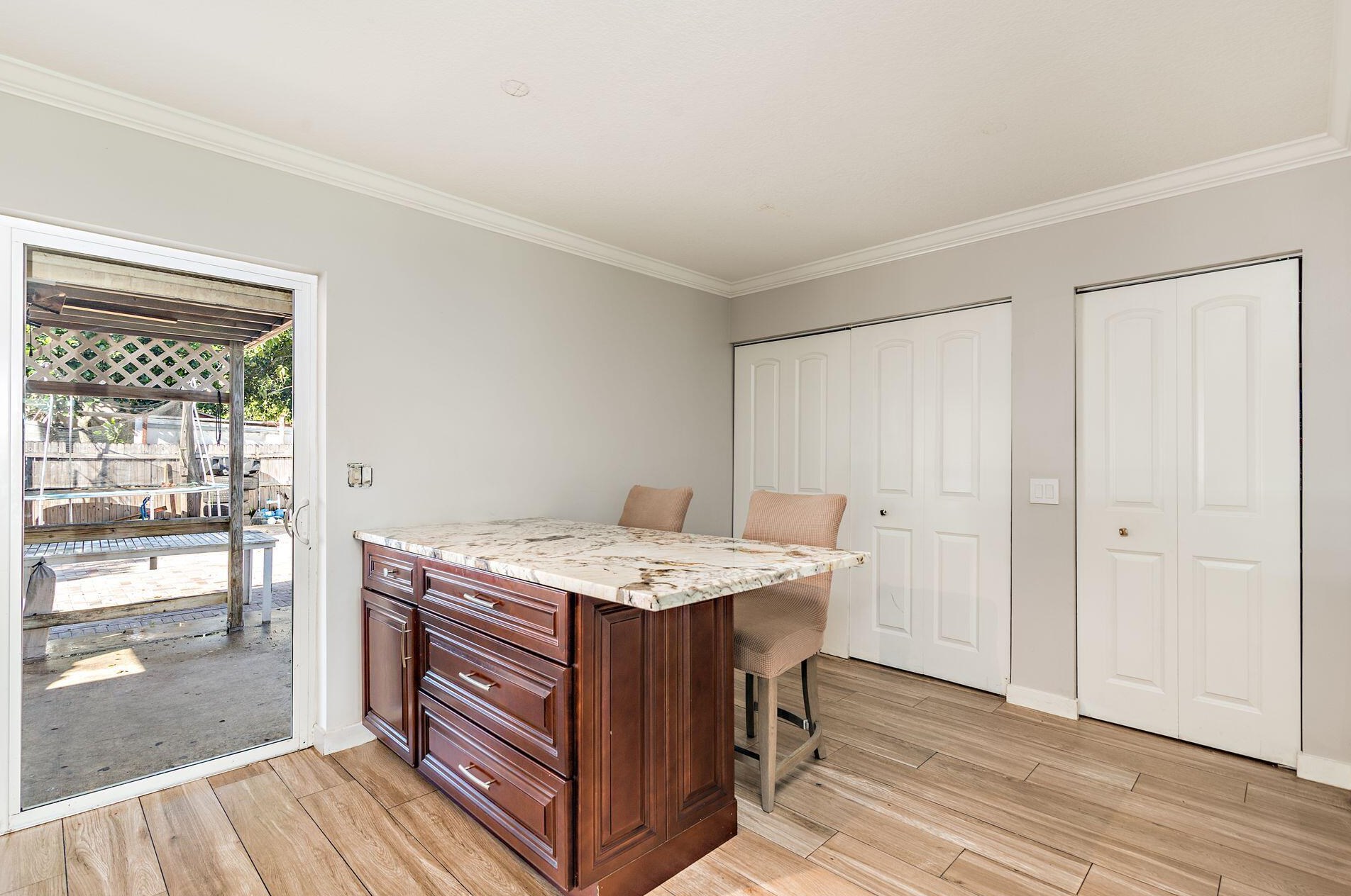6677 Athena Dr, Lake Worth FL  33463-7253 exterior