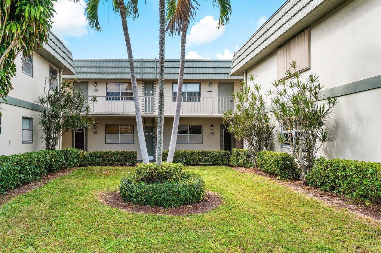 150 Monaco D, Delray Beach, FL 33446