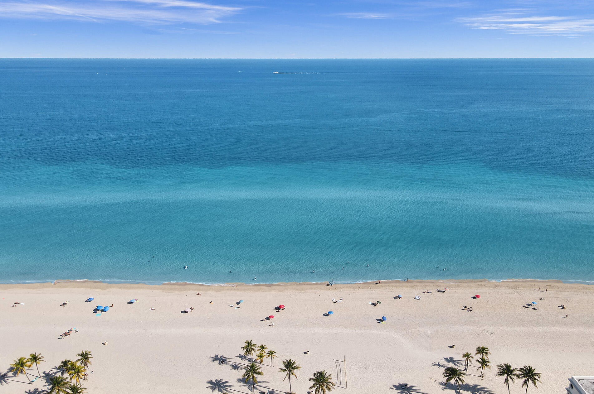 1600 Ocean Dr, Hollywood FL 33019-2447 exterior