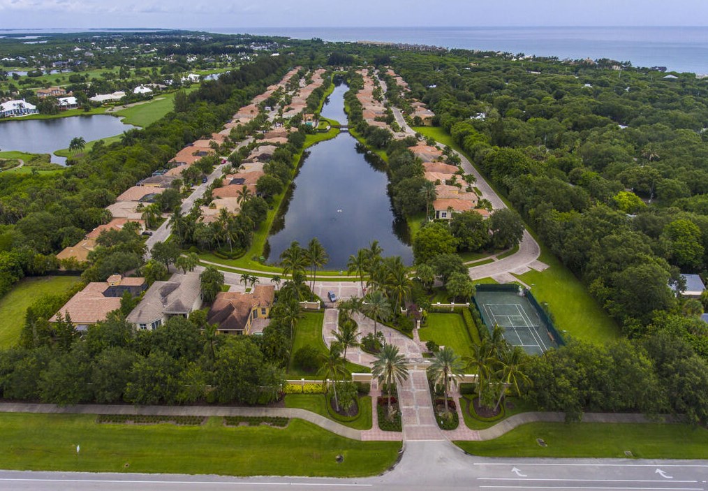 9565 E Maiden Ct, Vero Beach, FL 32963