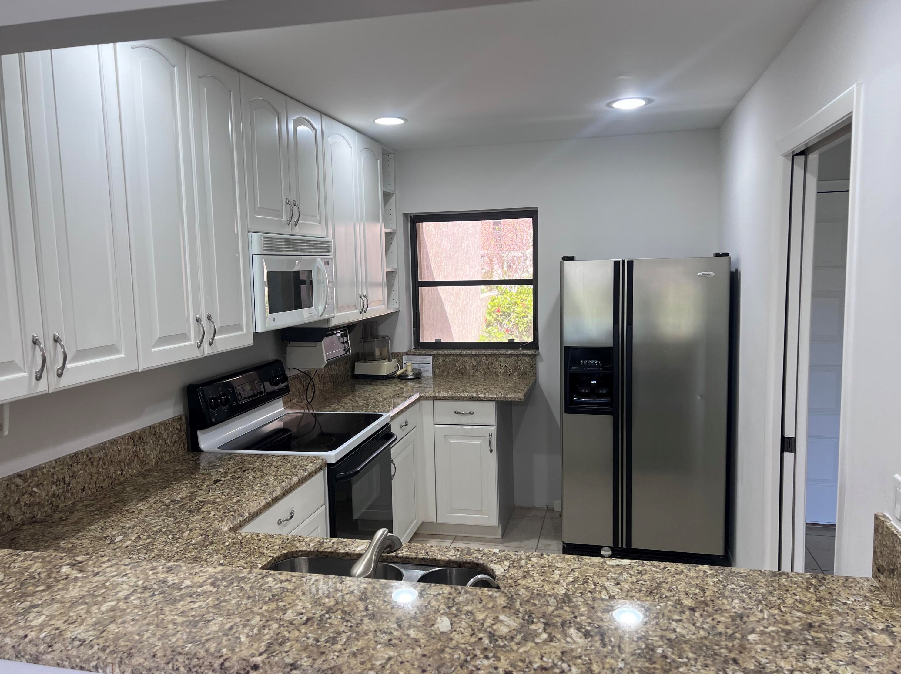 6926 Escobar Ct, Boca Raton, FL 33433