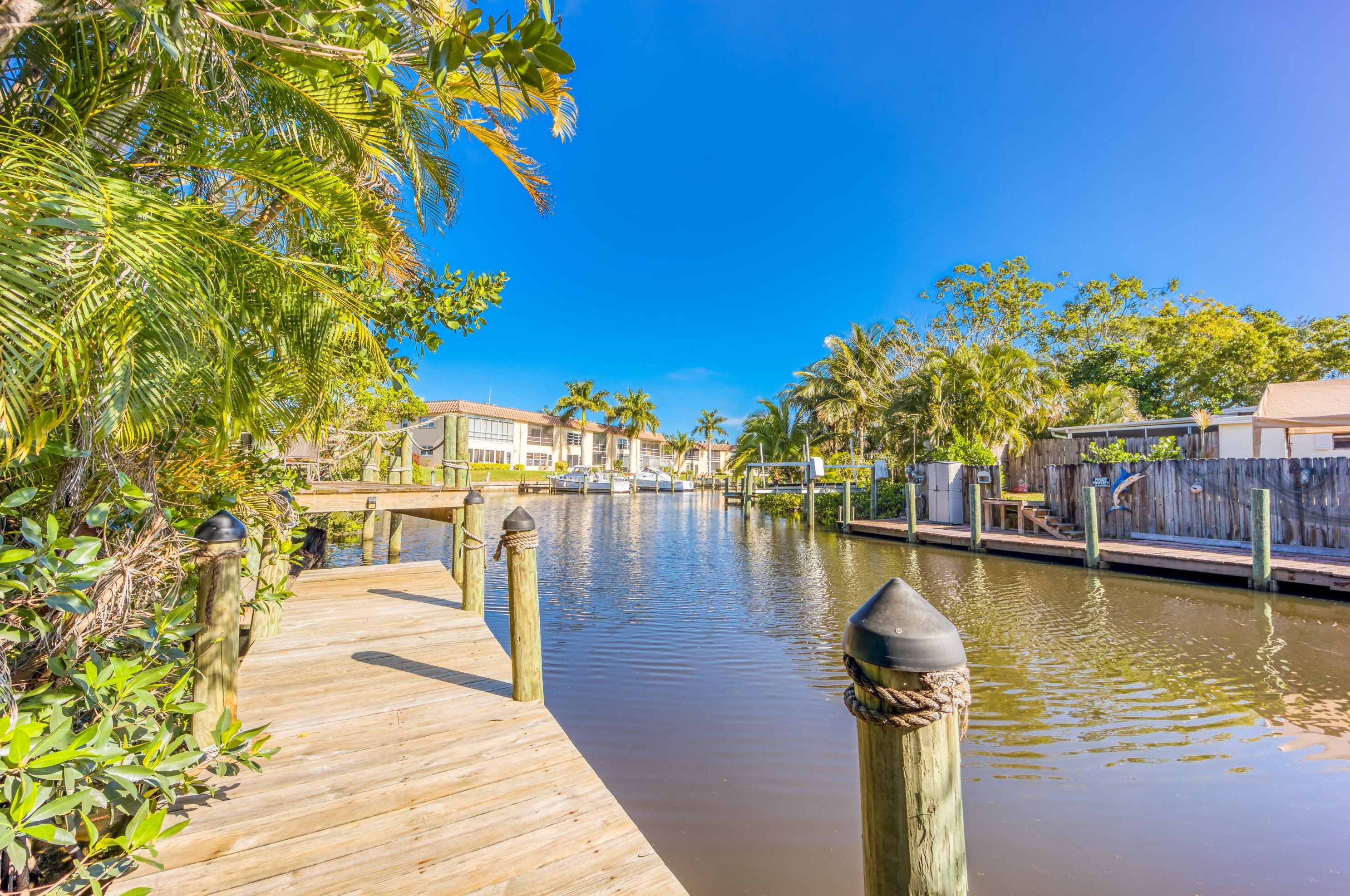 2435 Hideaway Ln, Stuart FL  34994-4810 exterior