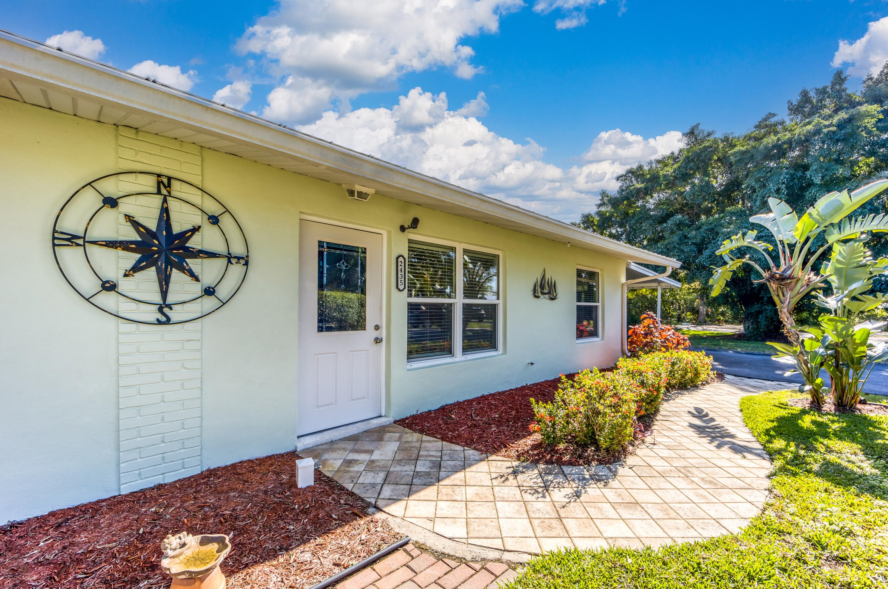 2435 Hideaway Ln, Stuart FL  34994-4810 exterior