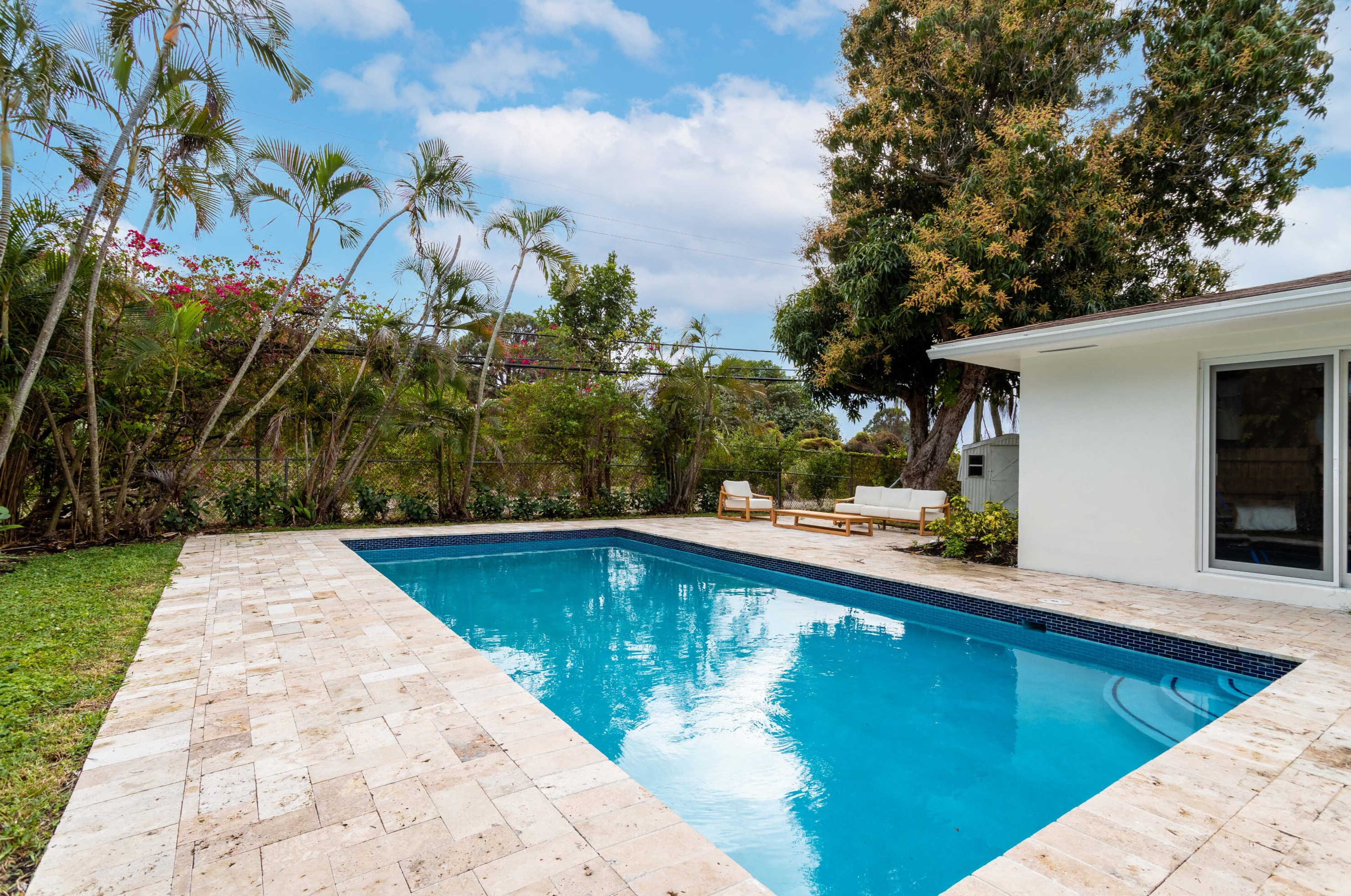 108 31st Ave, Boynton Beach FL  33435-8227 exterior