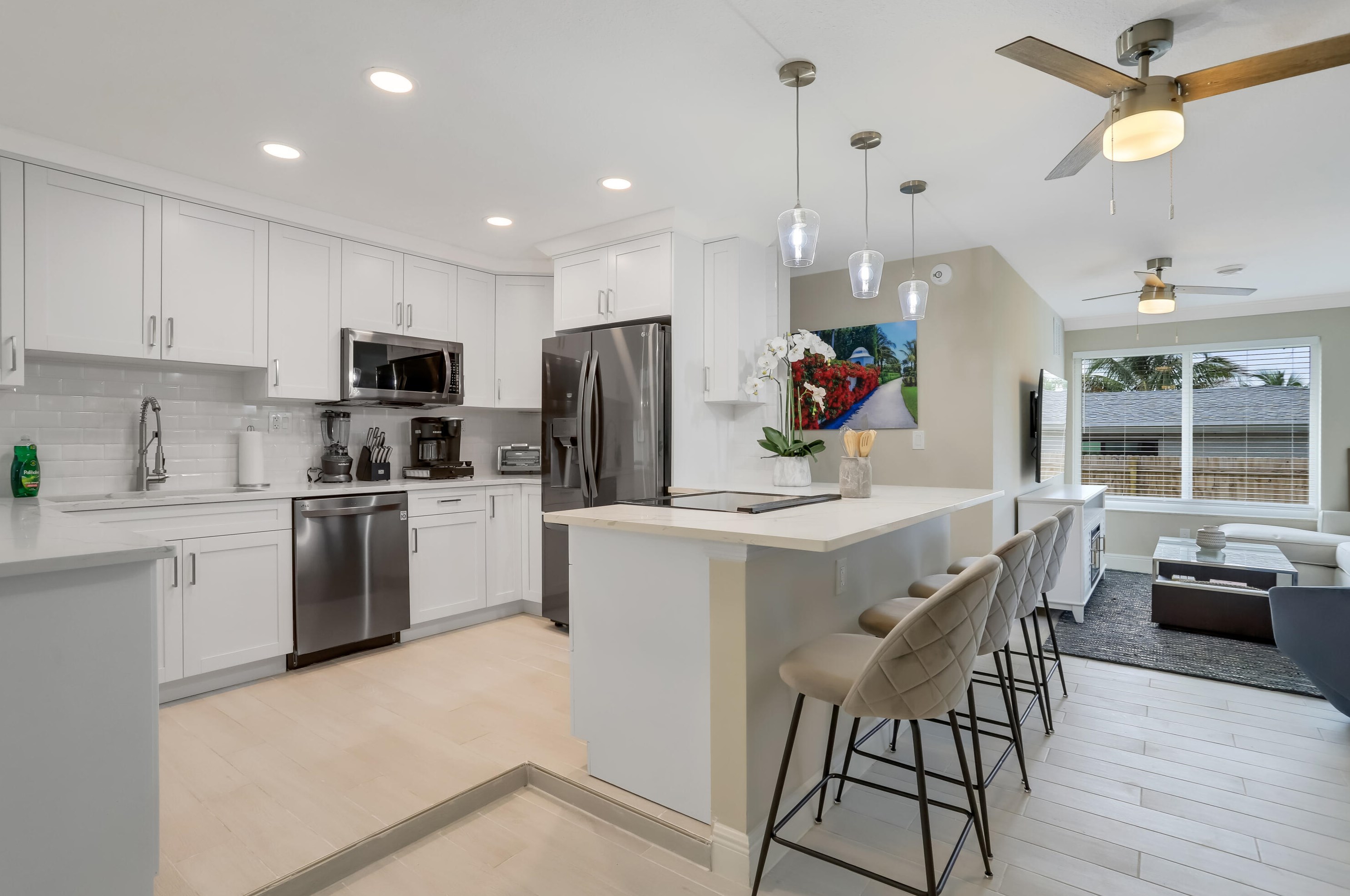 108 31st Ave, Boynton Beach FL  33435-8227 exterior