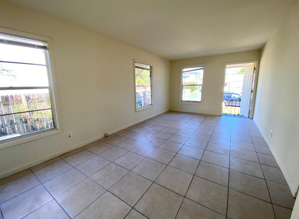 634 44th St, West Palm Beach, FL 33407