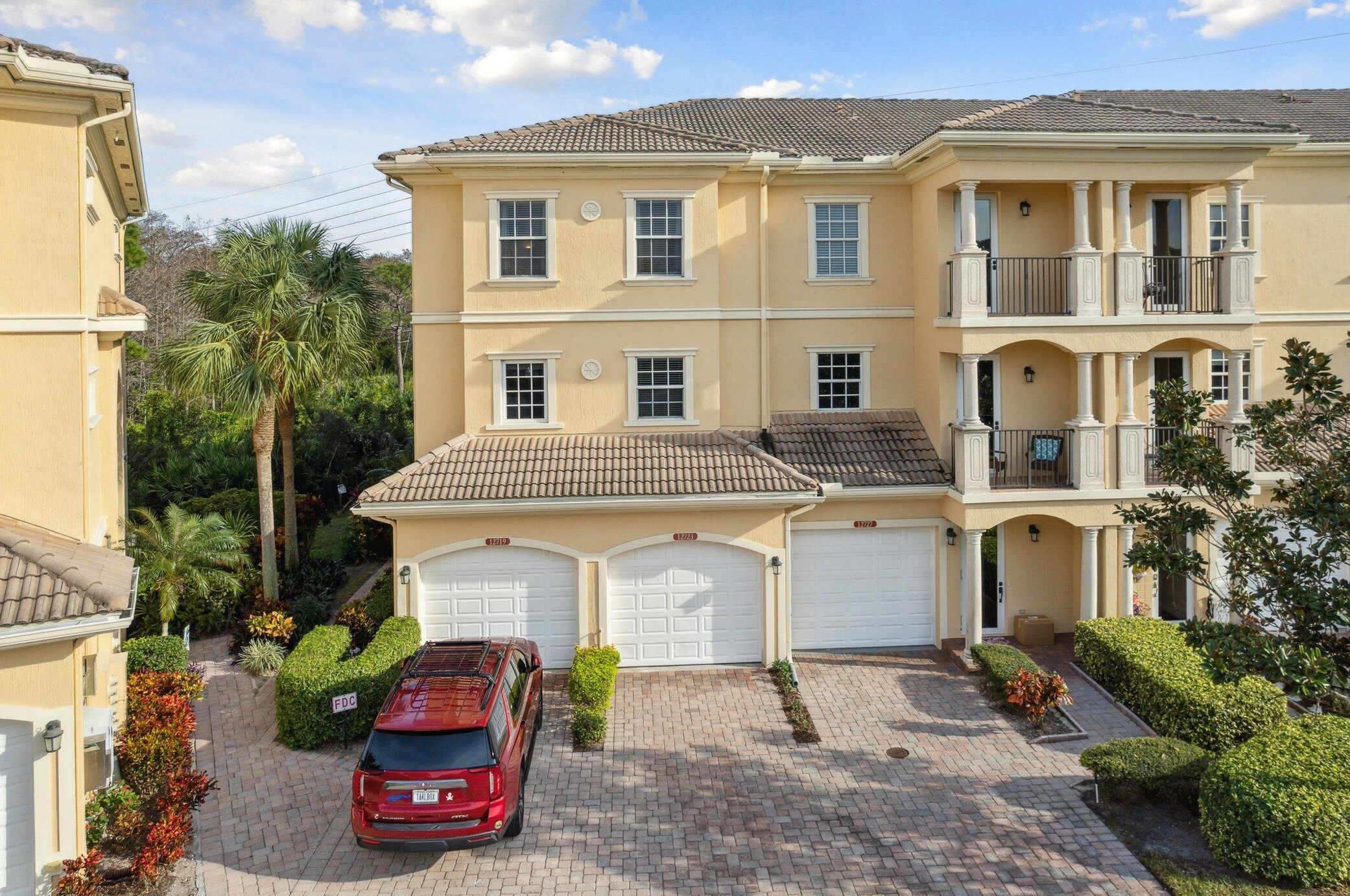 12723 Old Cypress Dr, Hobe Sound, FL 33455-7924