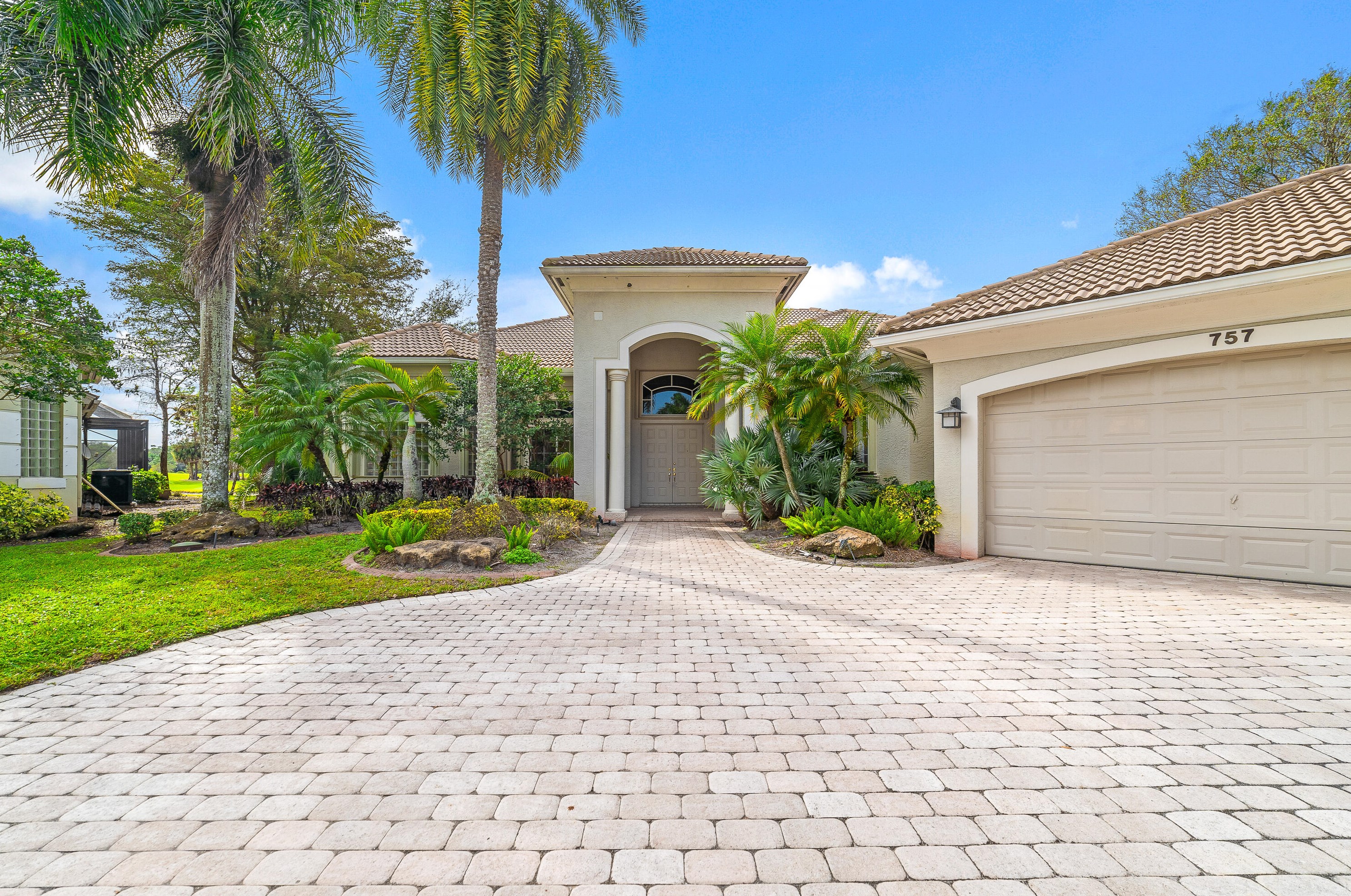 757 Pine Chase Ct, West Palm Beach, FL 33414-6363