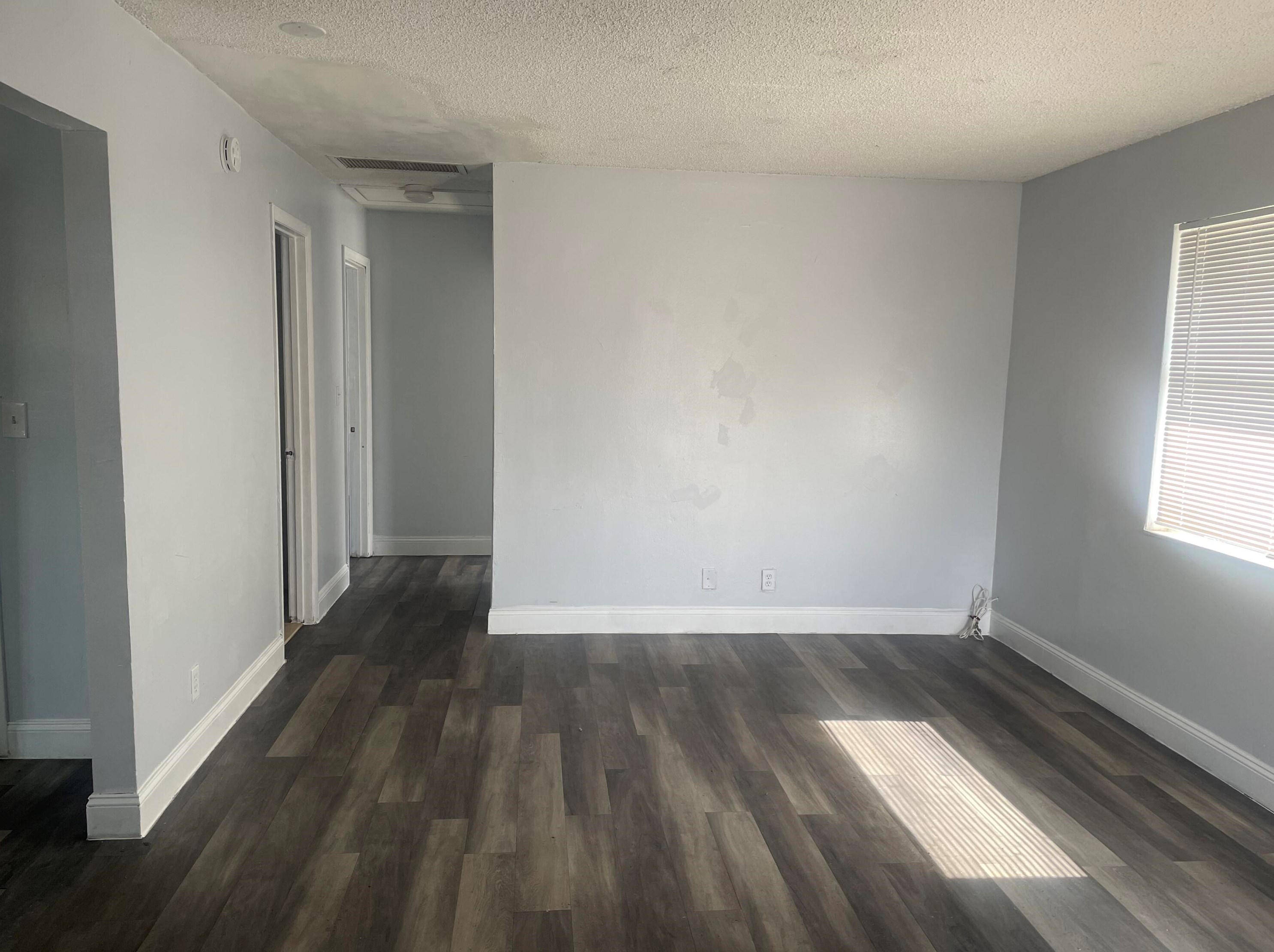 1110 S H St #1106, Lake Worth, FL 33460