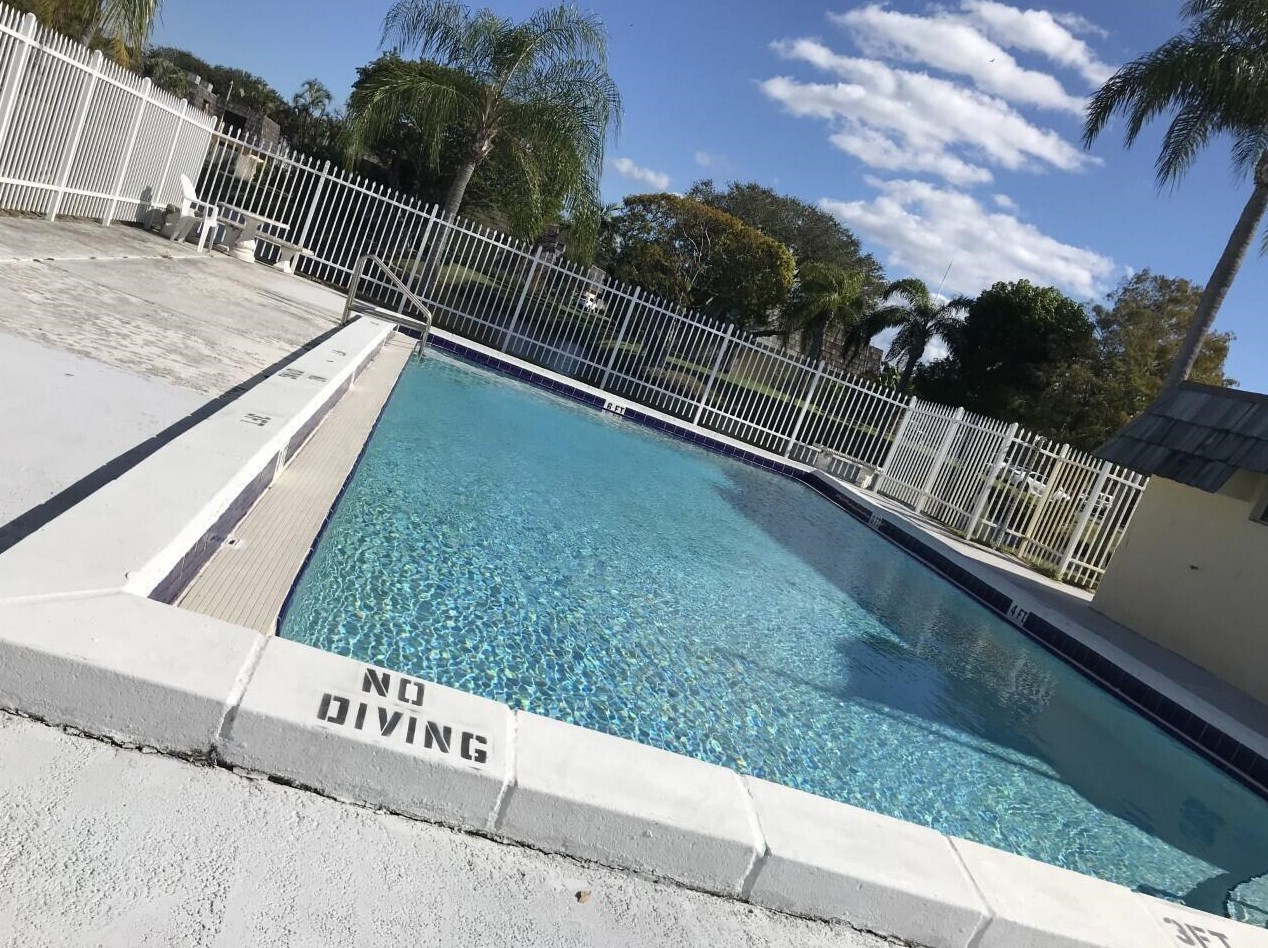 2368 Waterside Dr, Lake Worth FL 33461-2556 exterior