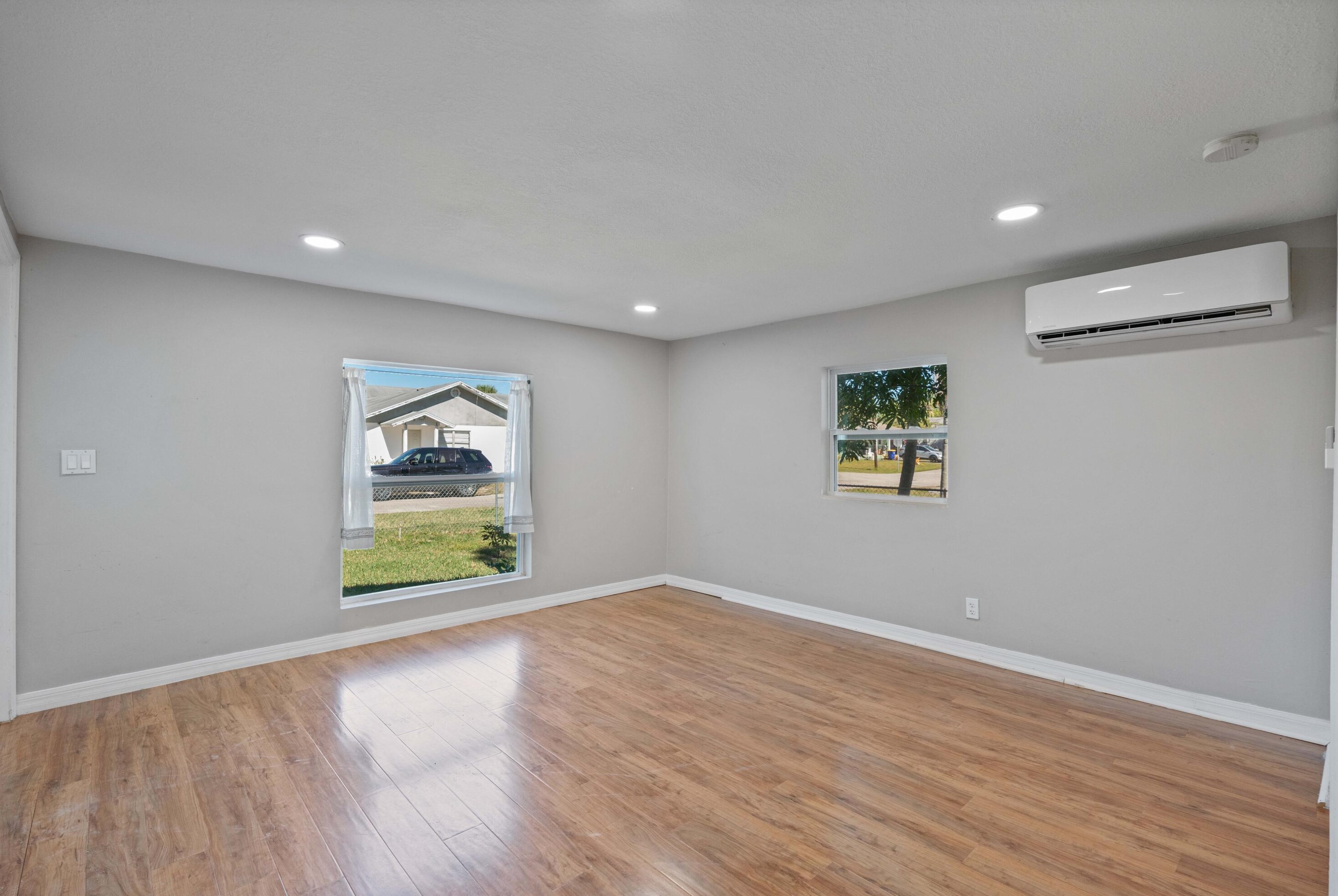 8436 Fern St, Hobe Sound FL  33455-7116 exterior