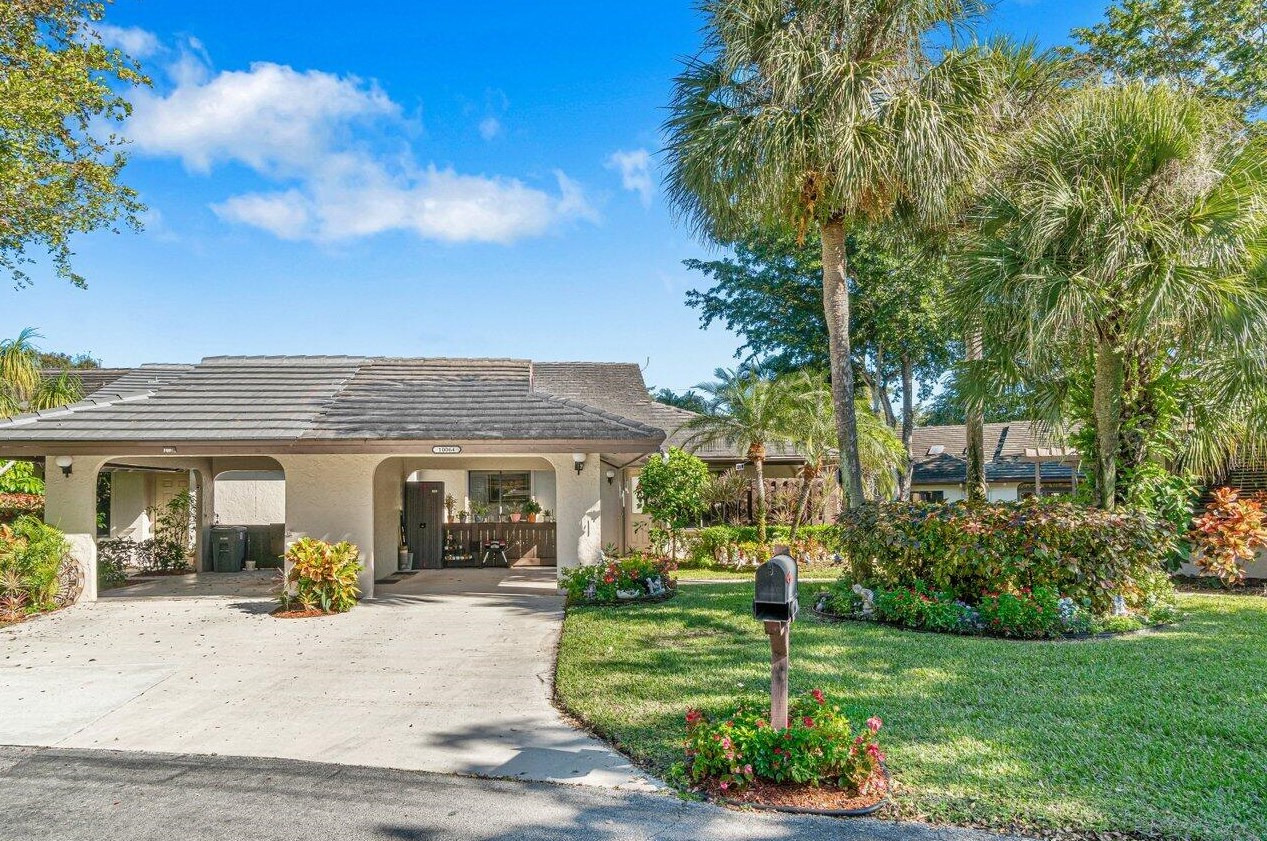 10064 Laurelwood Pl, Boynton Beach, FL 33437-1380