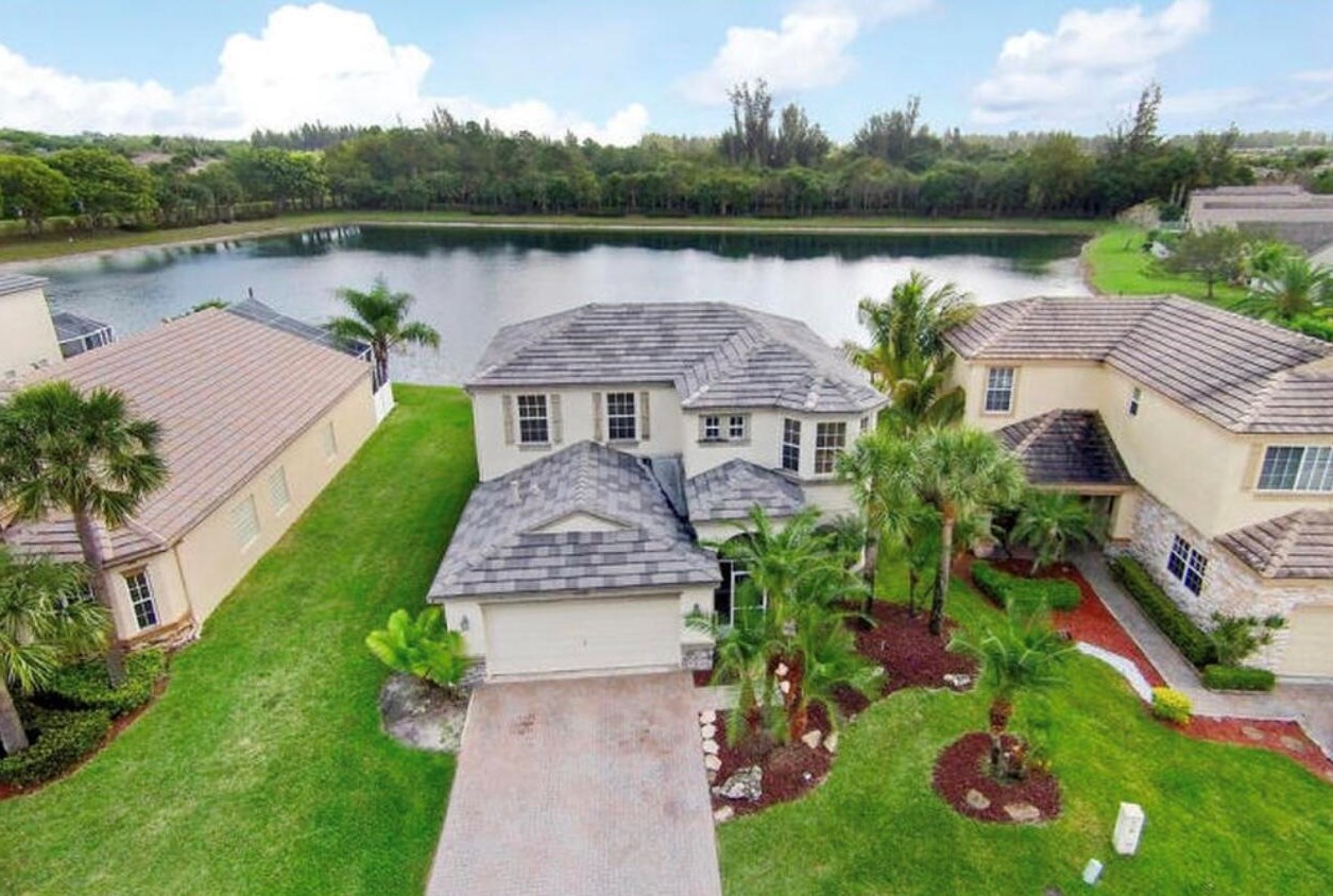 5702 Saddle Trail Ln, Lake Worth, FL 33449-5449