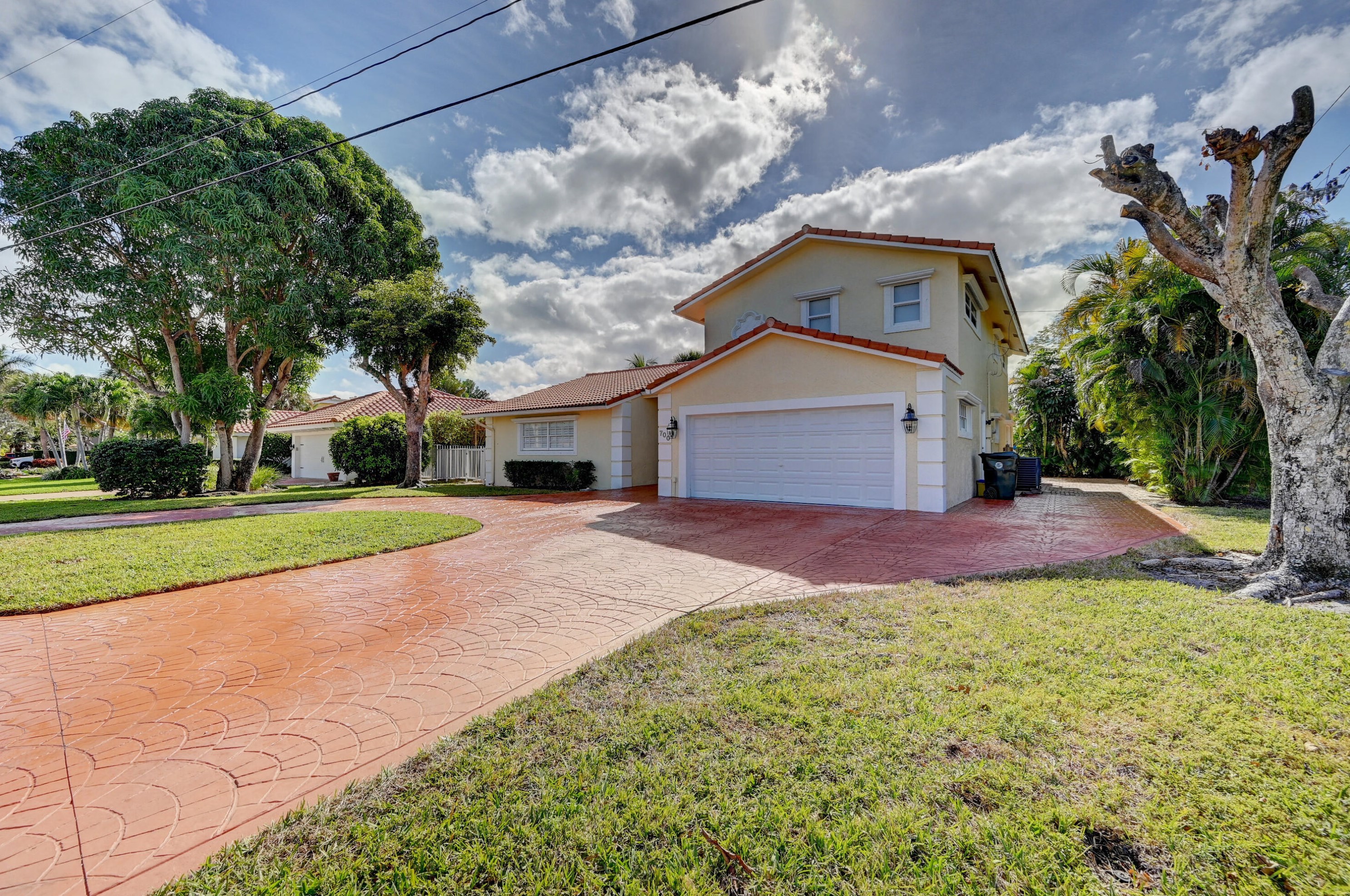 700 Glouchester St, Boca Raton FL  33487-3210 exterior