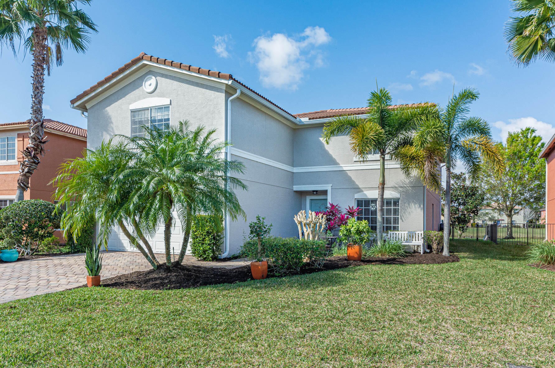 5547 43rd Ct, Vero Beach, FL 32967