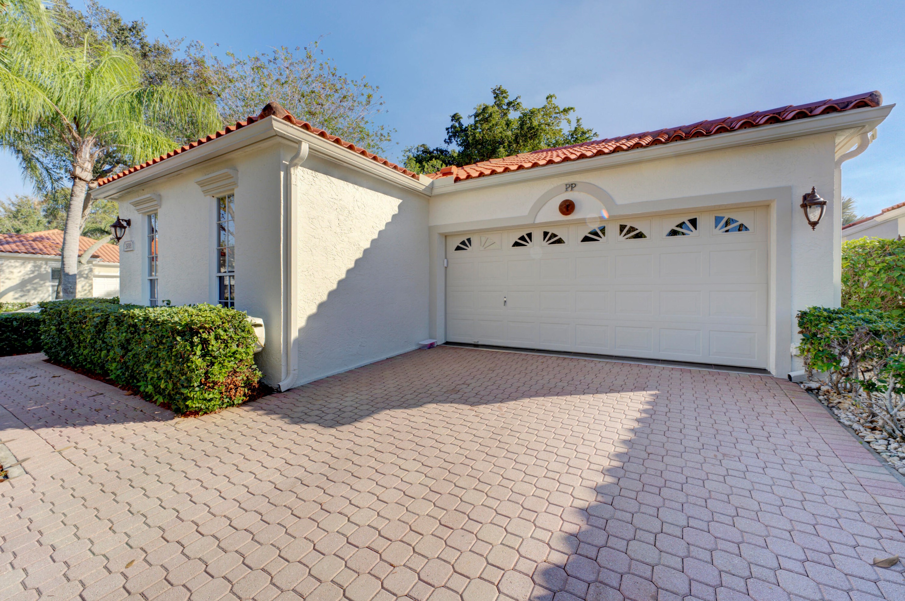 3938 Redondo Ct, Boca Raton, FL 33487-1007