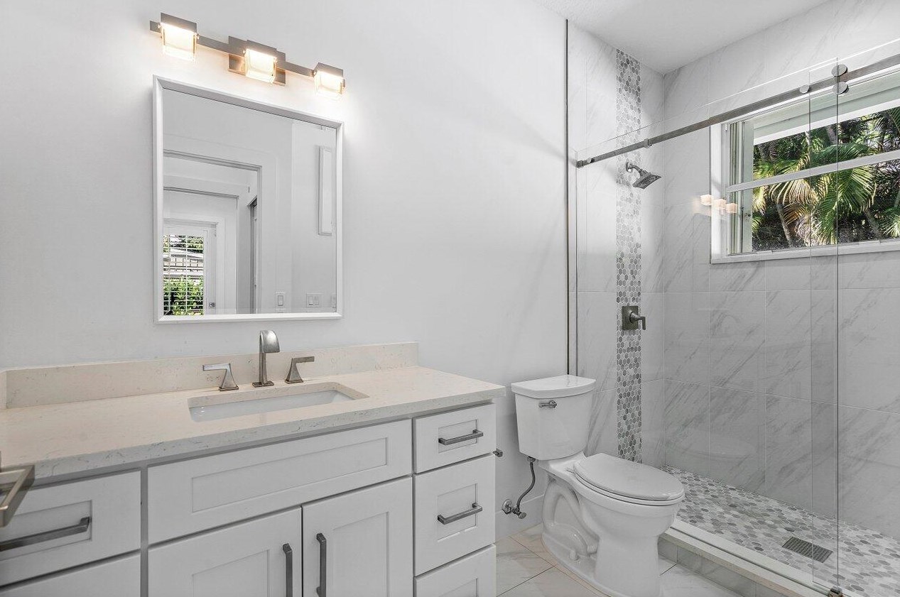 107 Faith Way, Jupiter FL  33458-3919 exterior