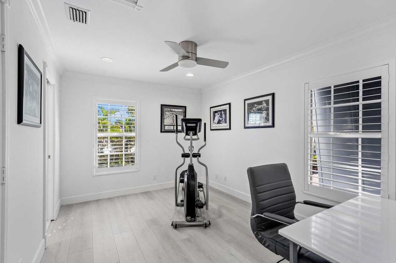 107 Faith Way, Jupiter FL  33458-3919 exterior