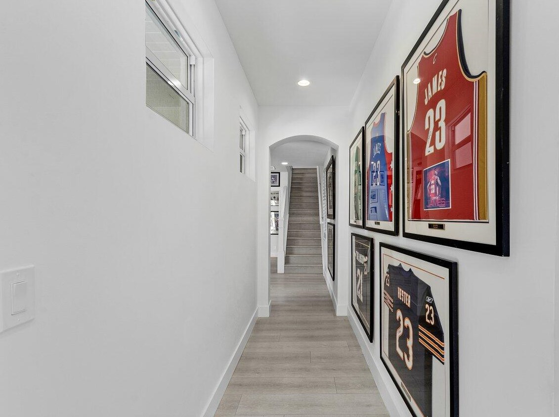 107 Faith Way, Jupiter FL  33458-3919 exterior