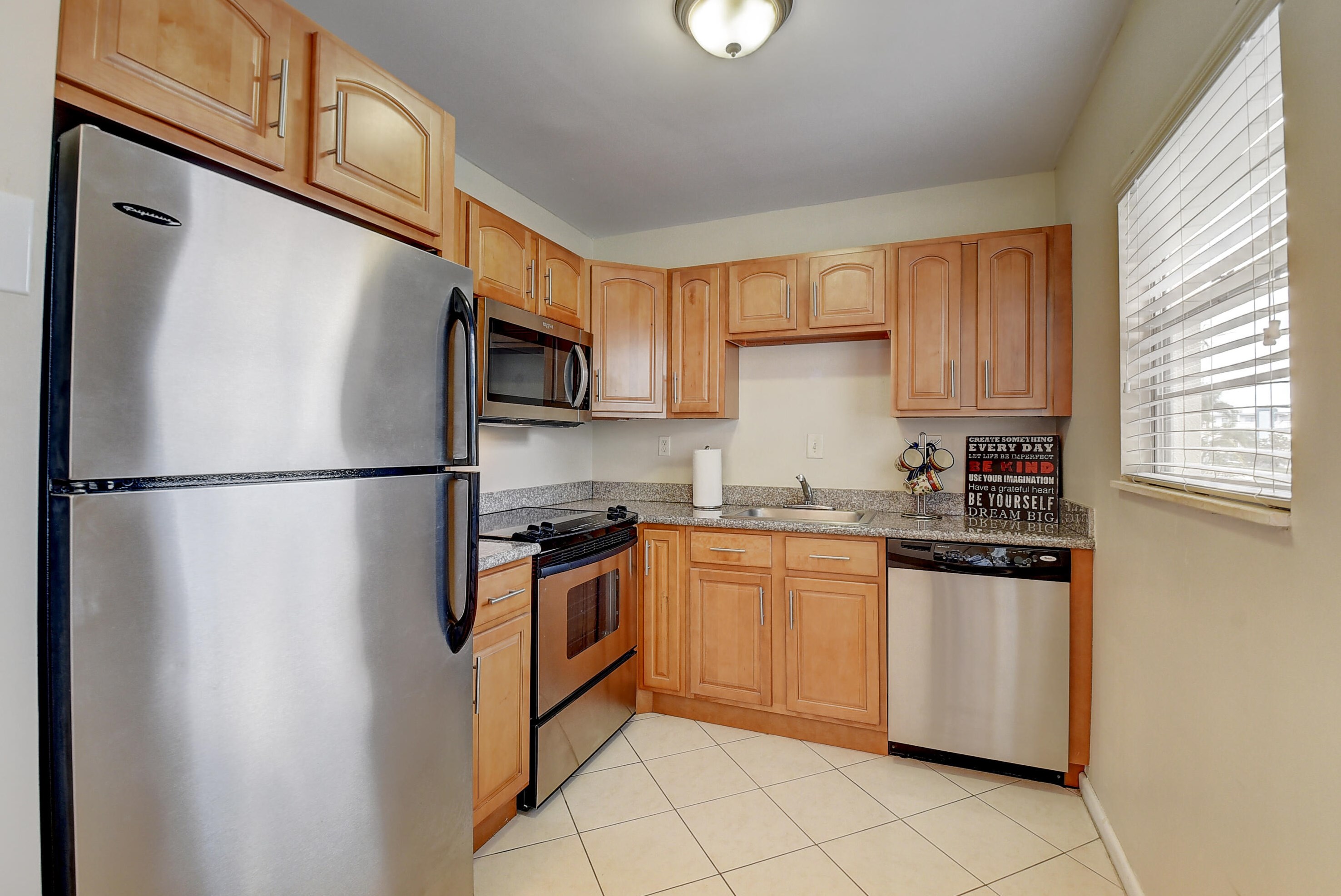 271 Dorset G, Boca Raton FL 33434-3020 exterior