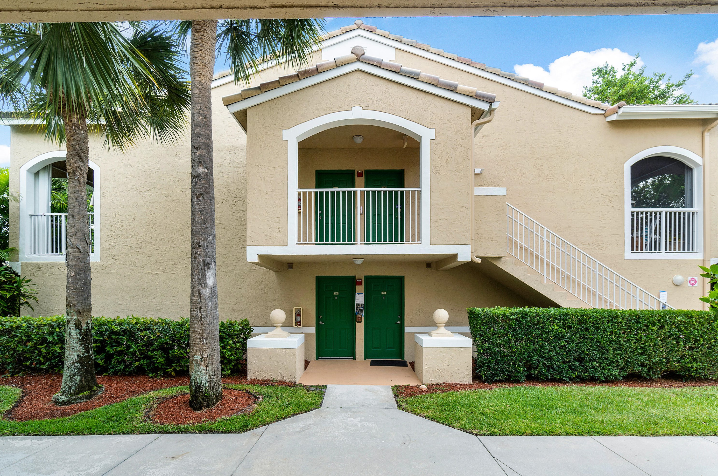 242 Village Blvd #2202, Jupiter, FL 33469