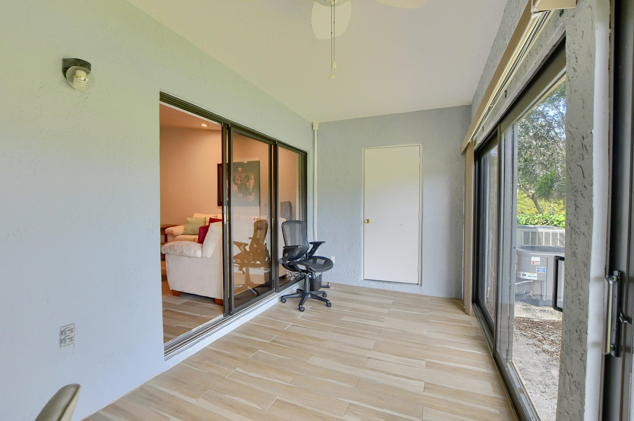 10768 Waterberry Dr, Boca Raton FL  33498-1689 exterior