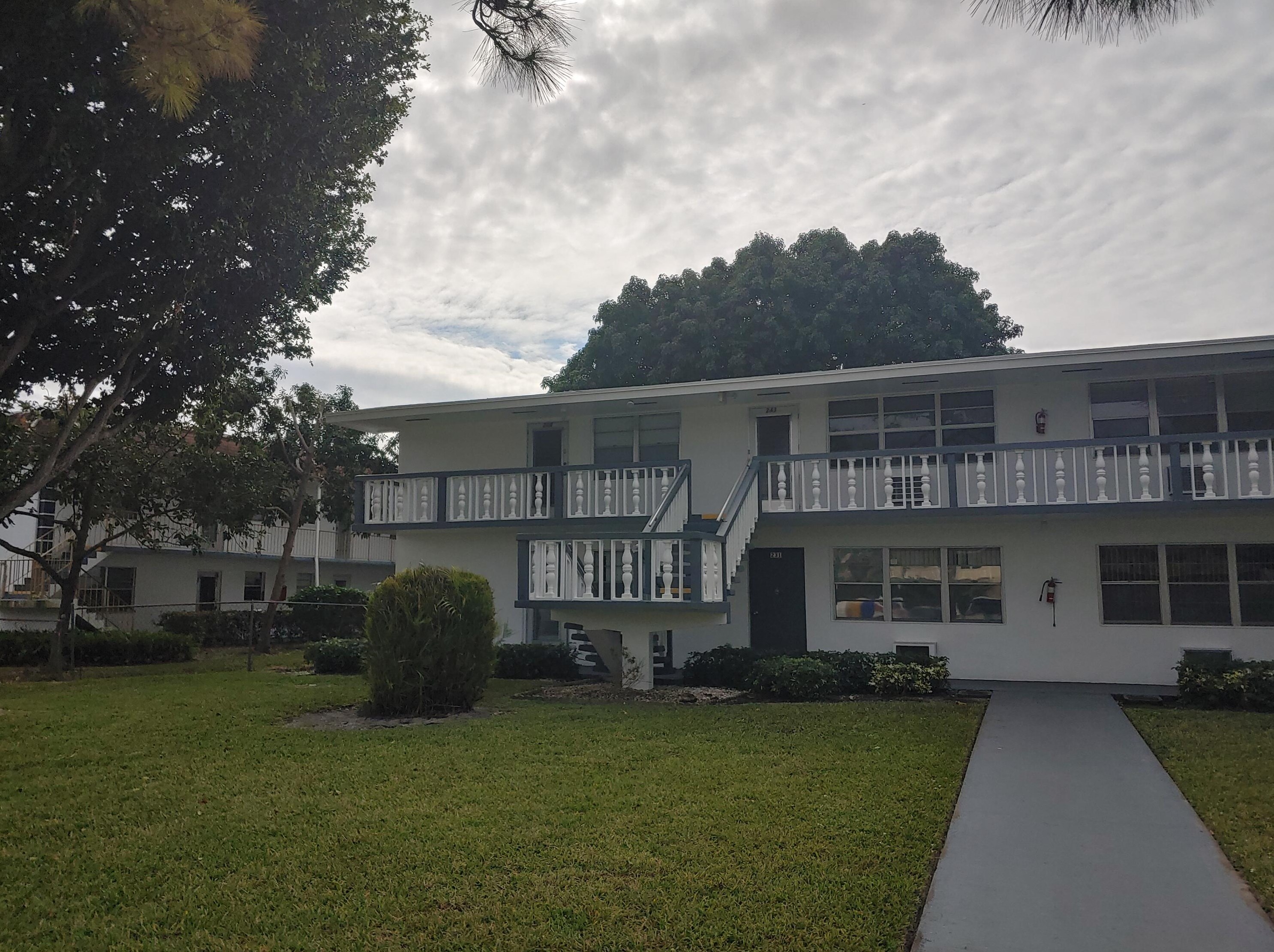 232 Sheffield J, West Palm Beach, FL 33417