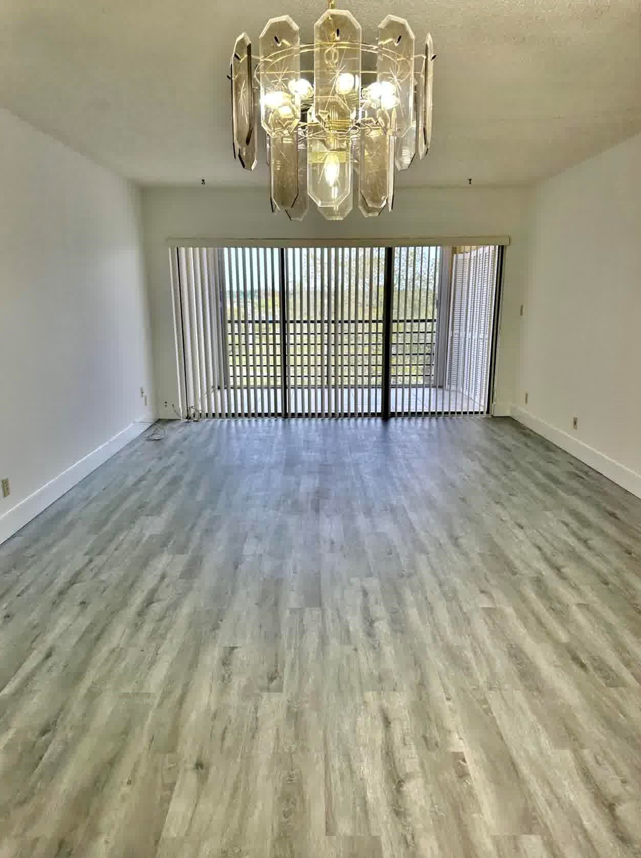 9235 Sw 8th St Apt 512, Boca Raton, FL 33428