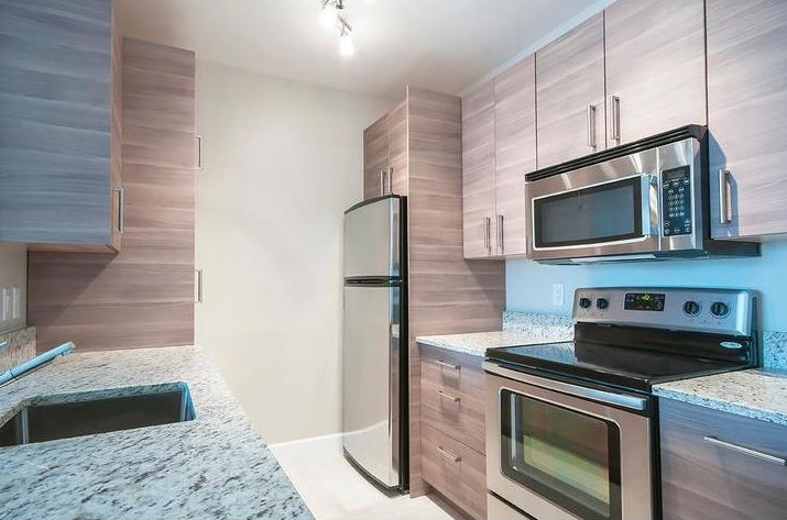 630 S Sapodilla Ave #ph33, West Palm Beach, FL