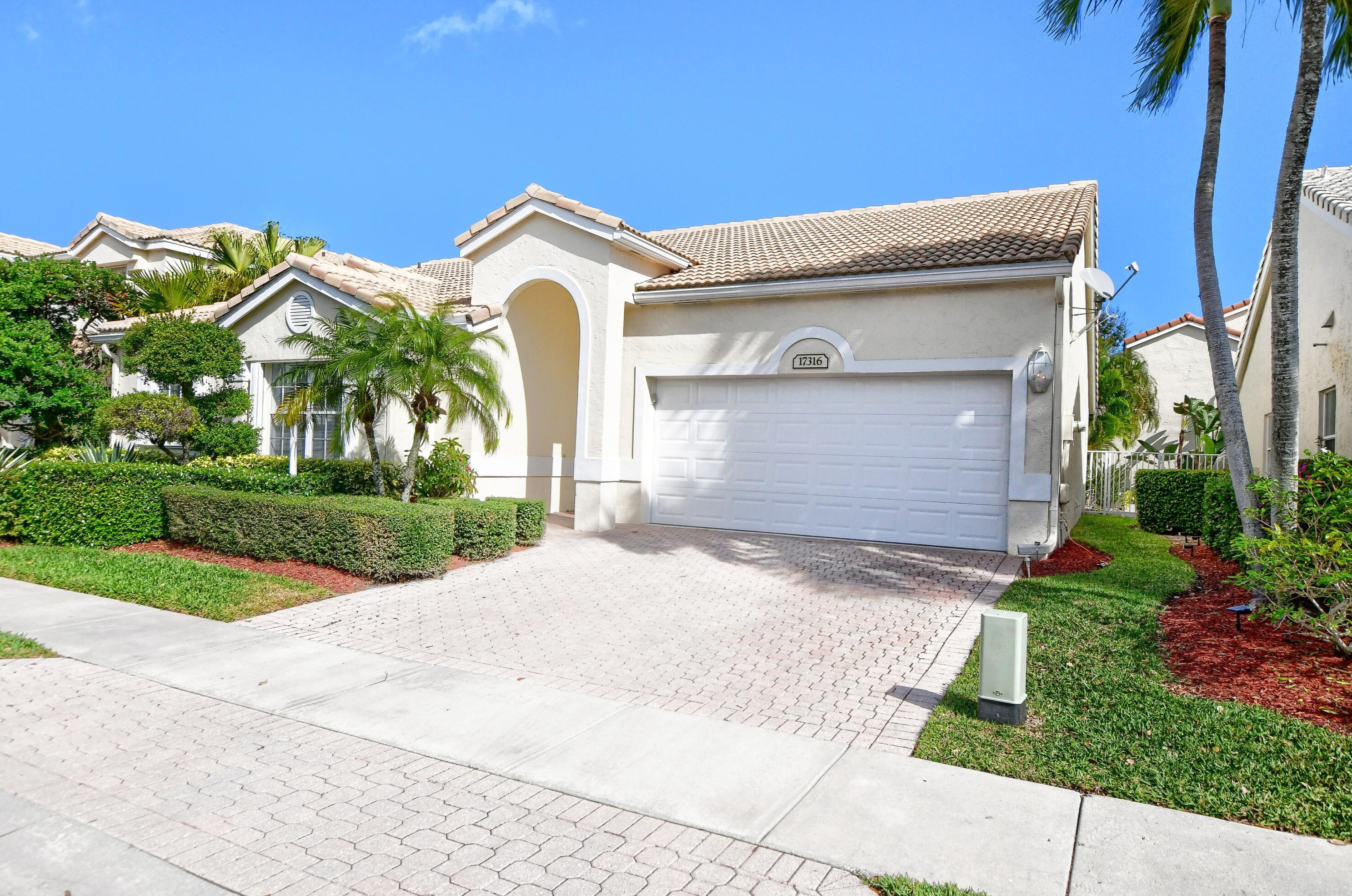 17316 Balboa Point Way, Boca Raton, FL 33487-1015