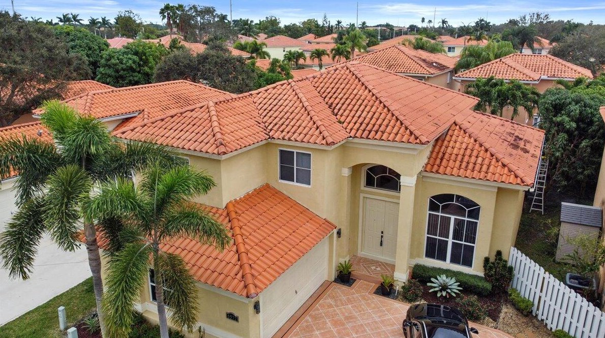 6572 Constance St, Lake Worth, FL 33467-7660