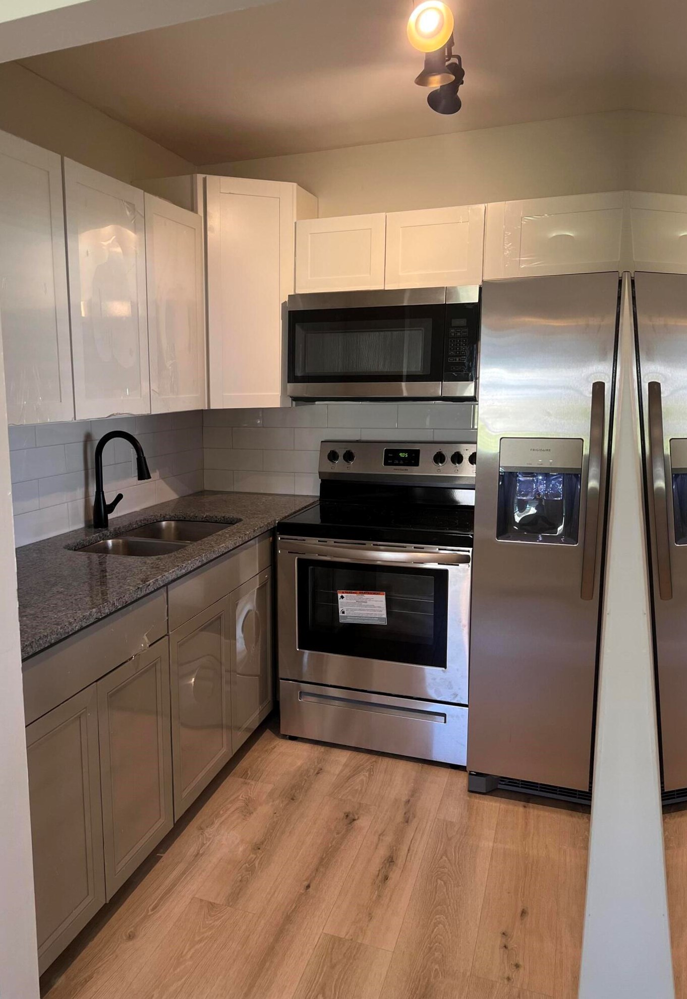 152 Easthampton G, West Palm Beach, FL 33417