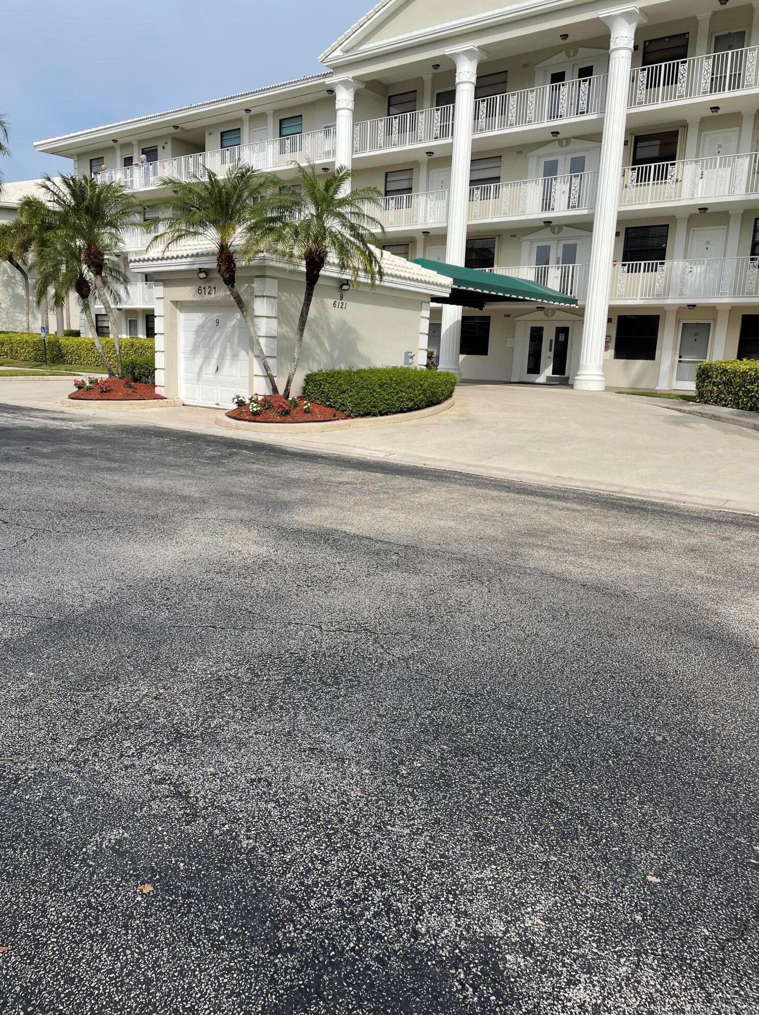 6121 Balboa Cir #406, Boca Raton, FL 33433