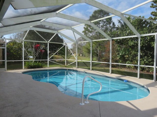 601 Nw Waverly Cir, Fort Pierce, FL 34983