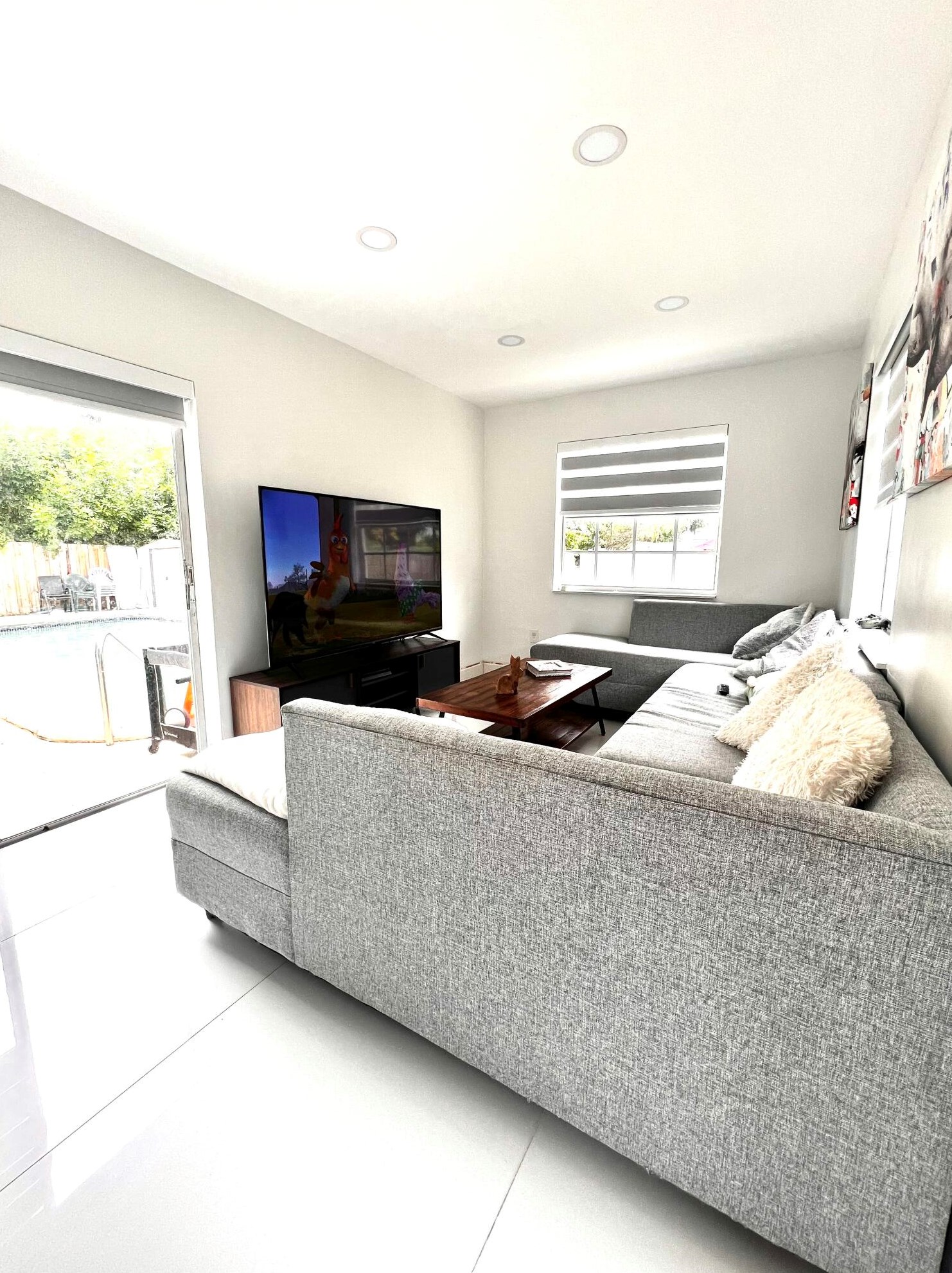 2200 65th Way, Hollywood FL  33024-4024 exterior