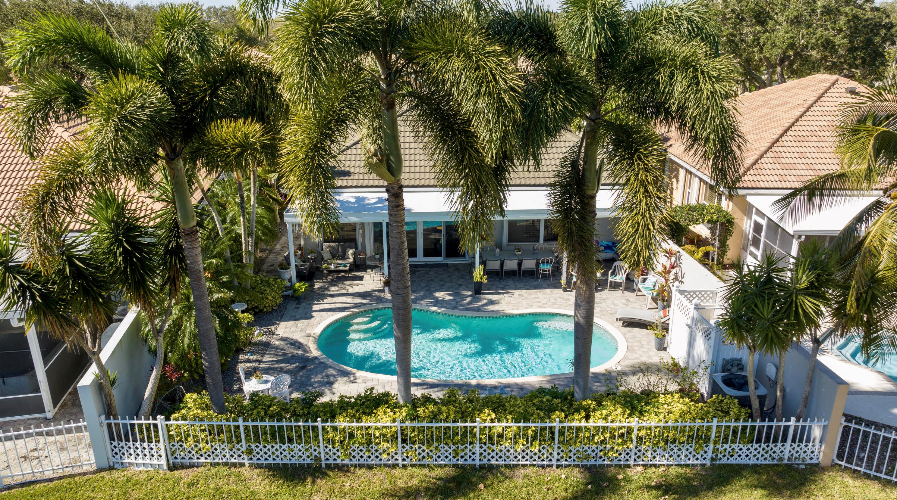 207 S Hampton Dr, Jupiter, FL 33458
