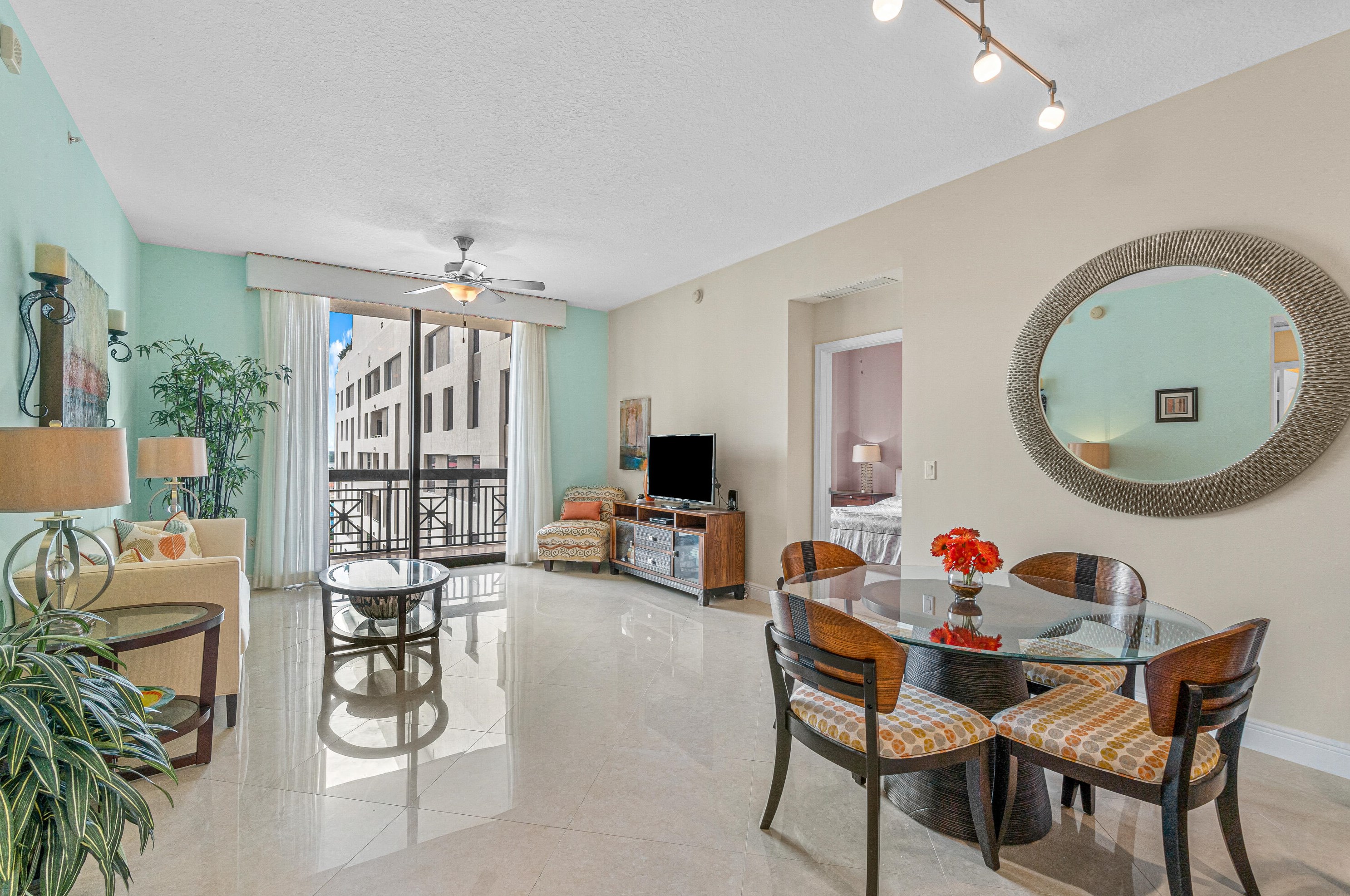 701 S Olive Ave #925, West Palm Beach, FL 33401