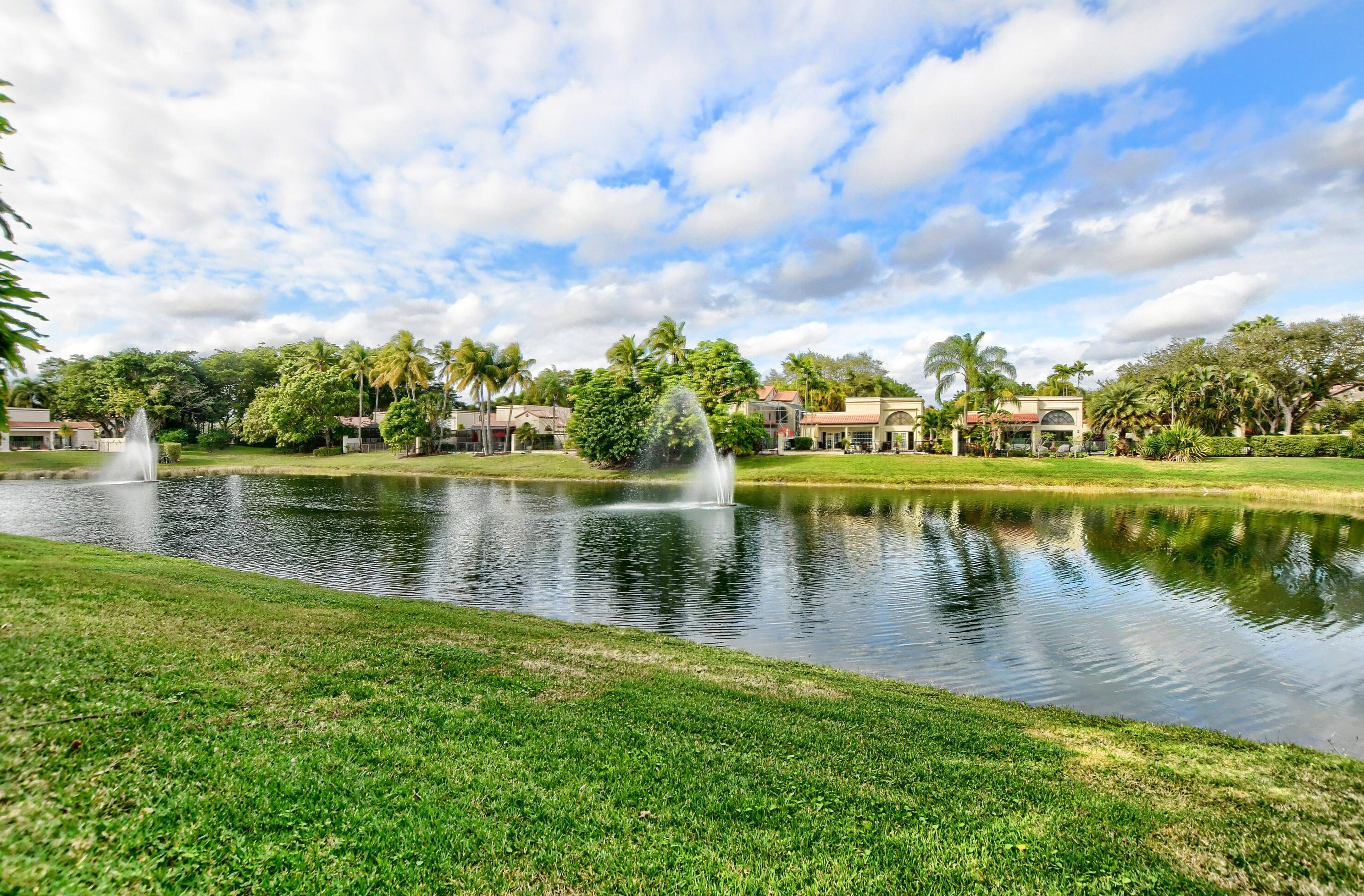 23423 Mirabella Cir, Boca Raton, FL 33433-6130