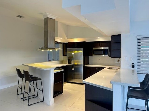 6633 Amberwoods Dr, Boca Raton FL  33433-7555 exterior