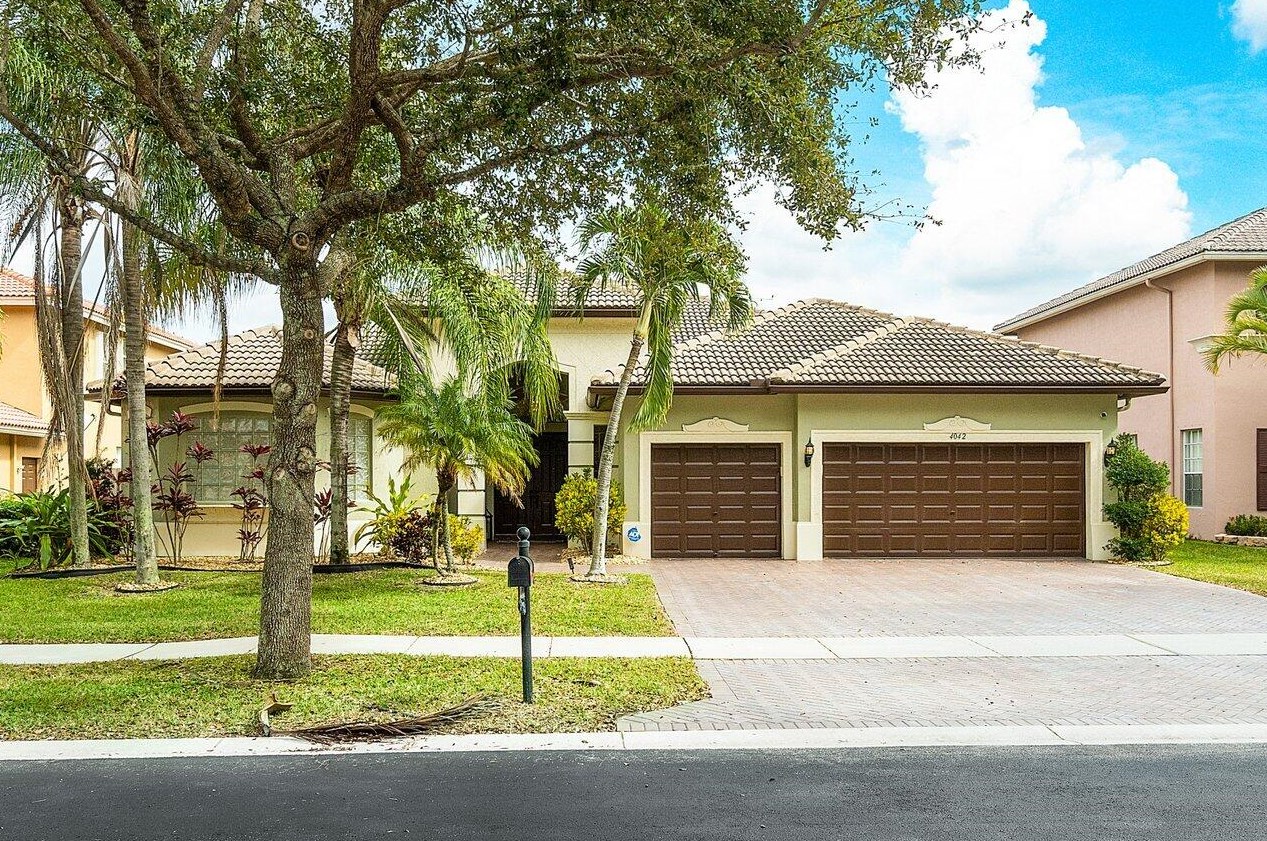 4042 Cedar Creek Ranch Cir, Lake Worth, FL 33467