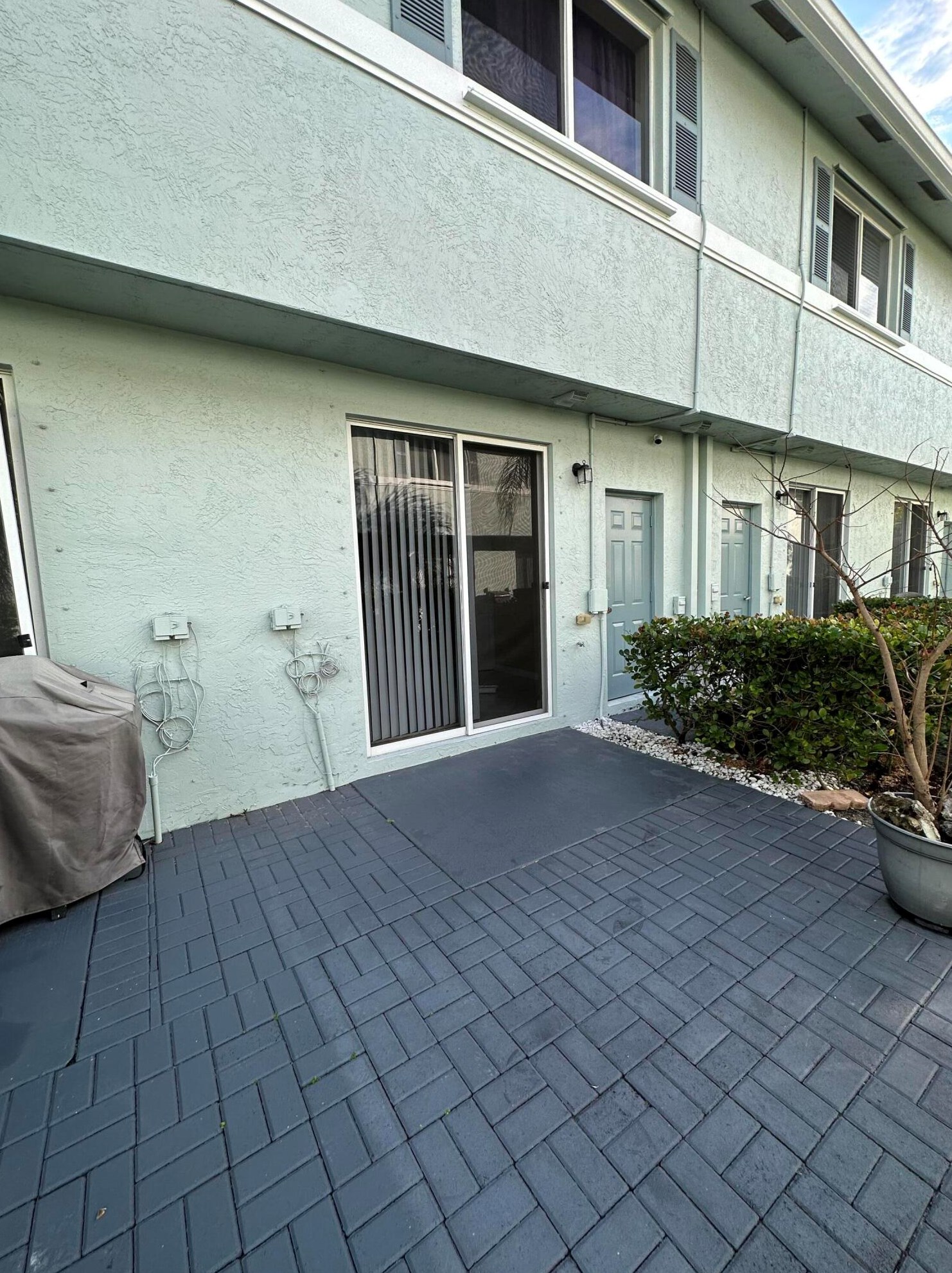 1944 Hibiscus Ln, West Palm Beach, FL 33404